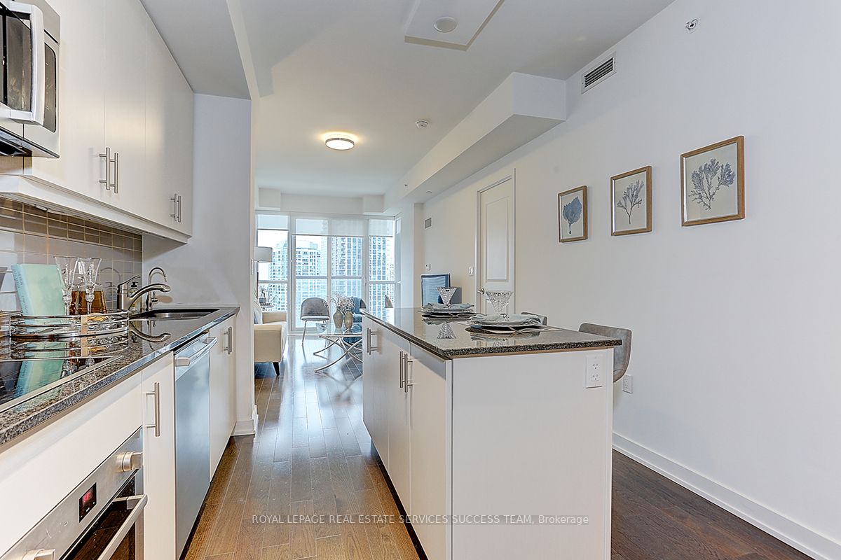 1 The Esplanade Ave, #2609