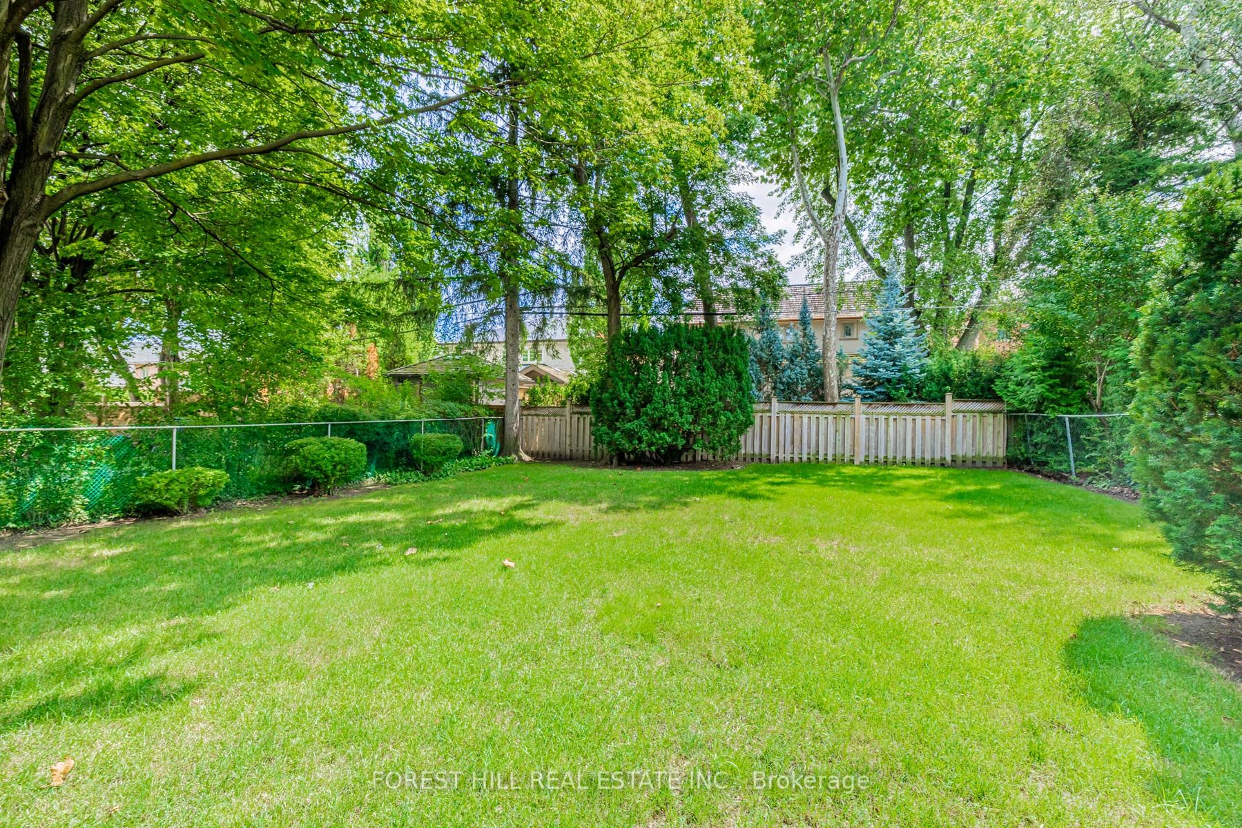 165 Beechwood Ave