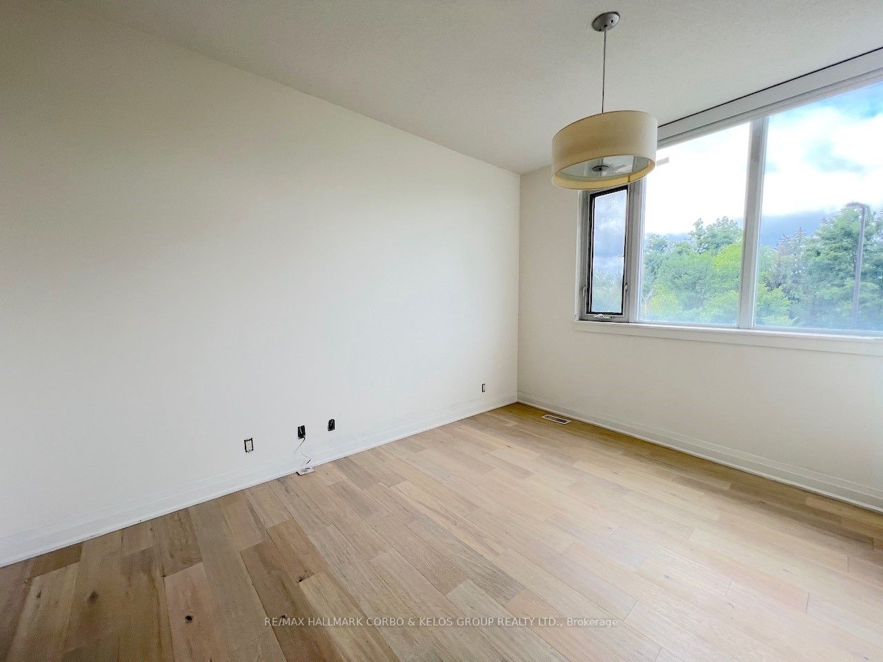 21 Churchill Ave, #Th 2