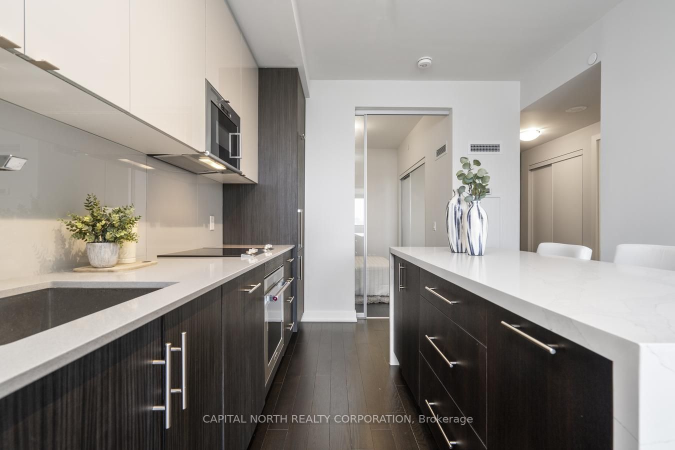 330 Richmond St W, #1912