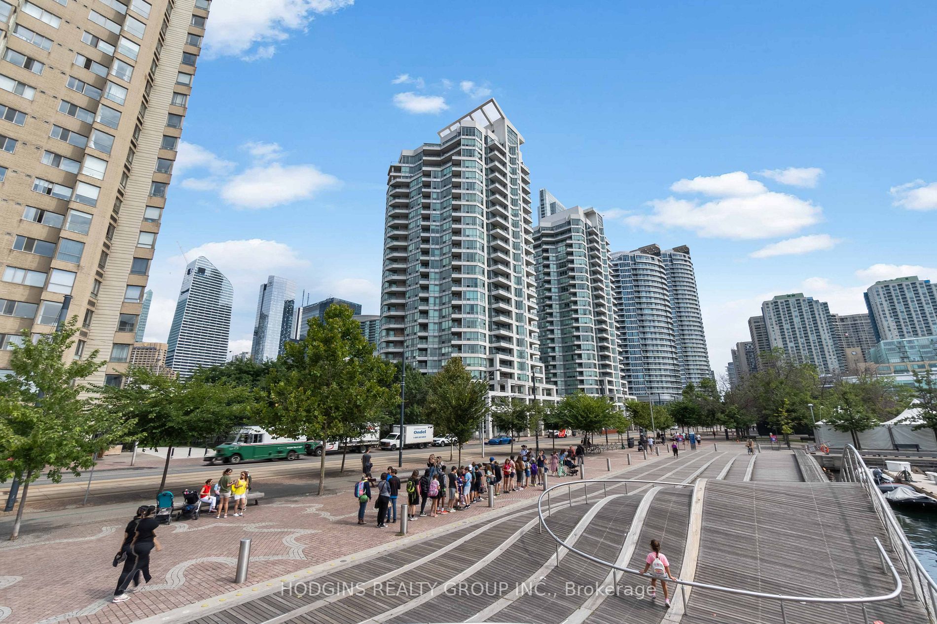 230 Queens Quay W, #1518