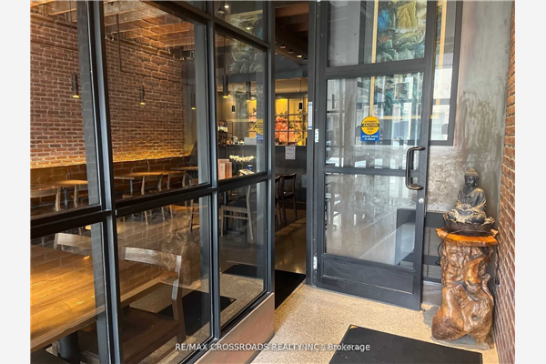3243 Yonge St, Toronto