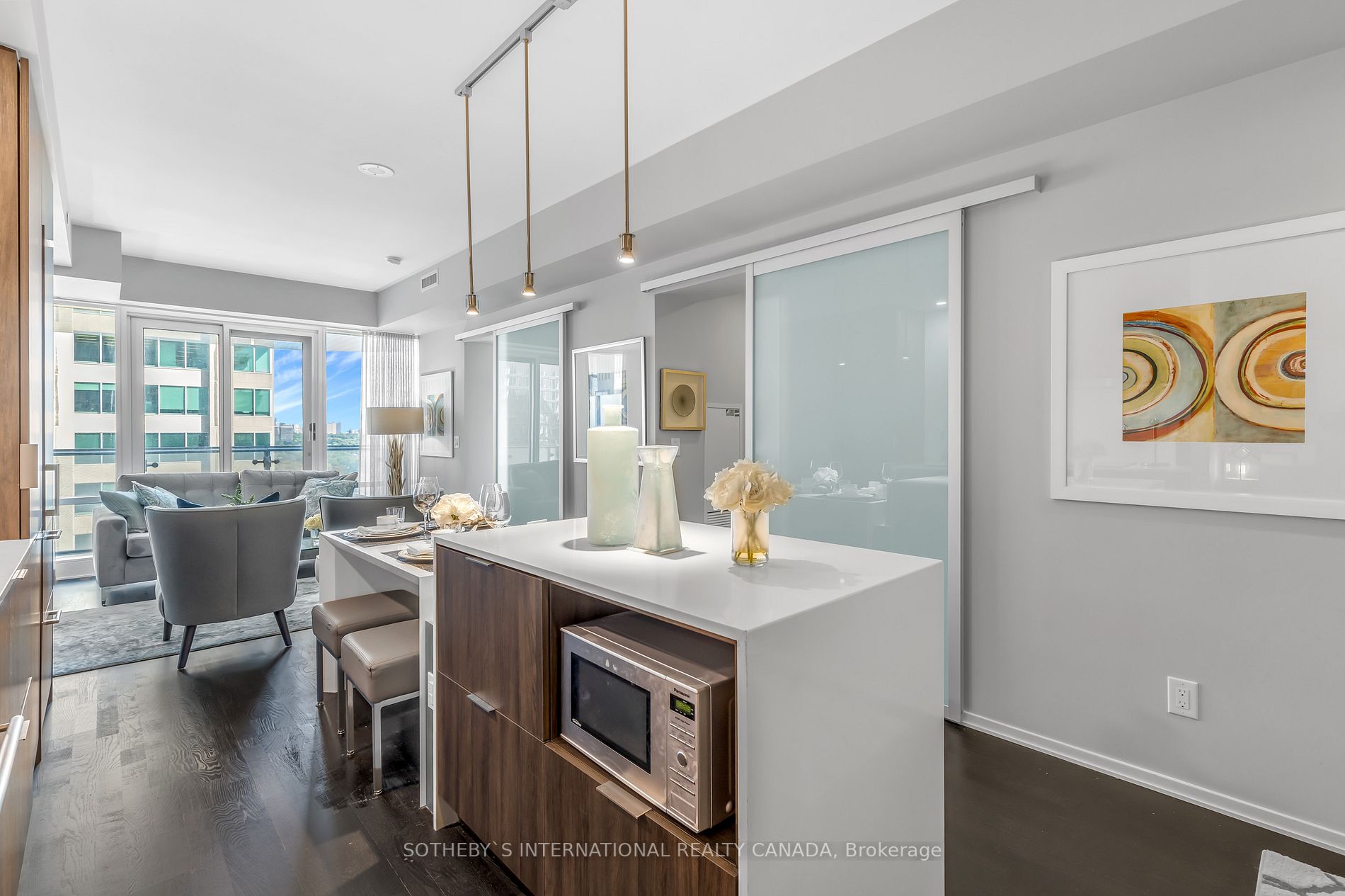 1 Bloor St E, #1812