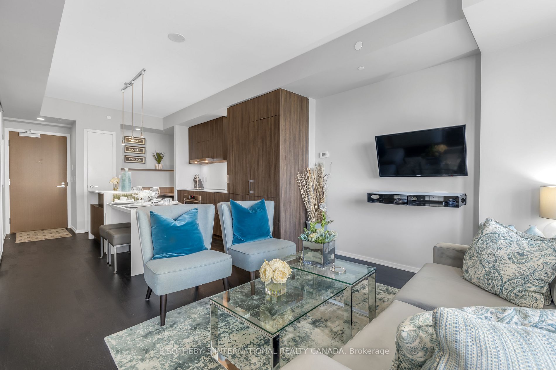 1 Bloor St E, #1812