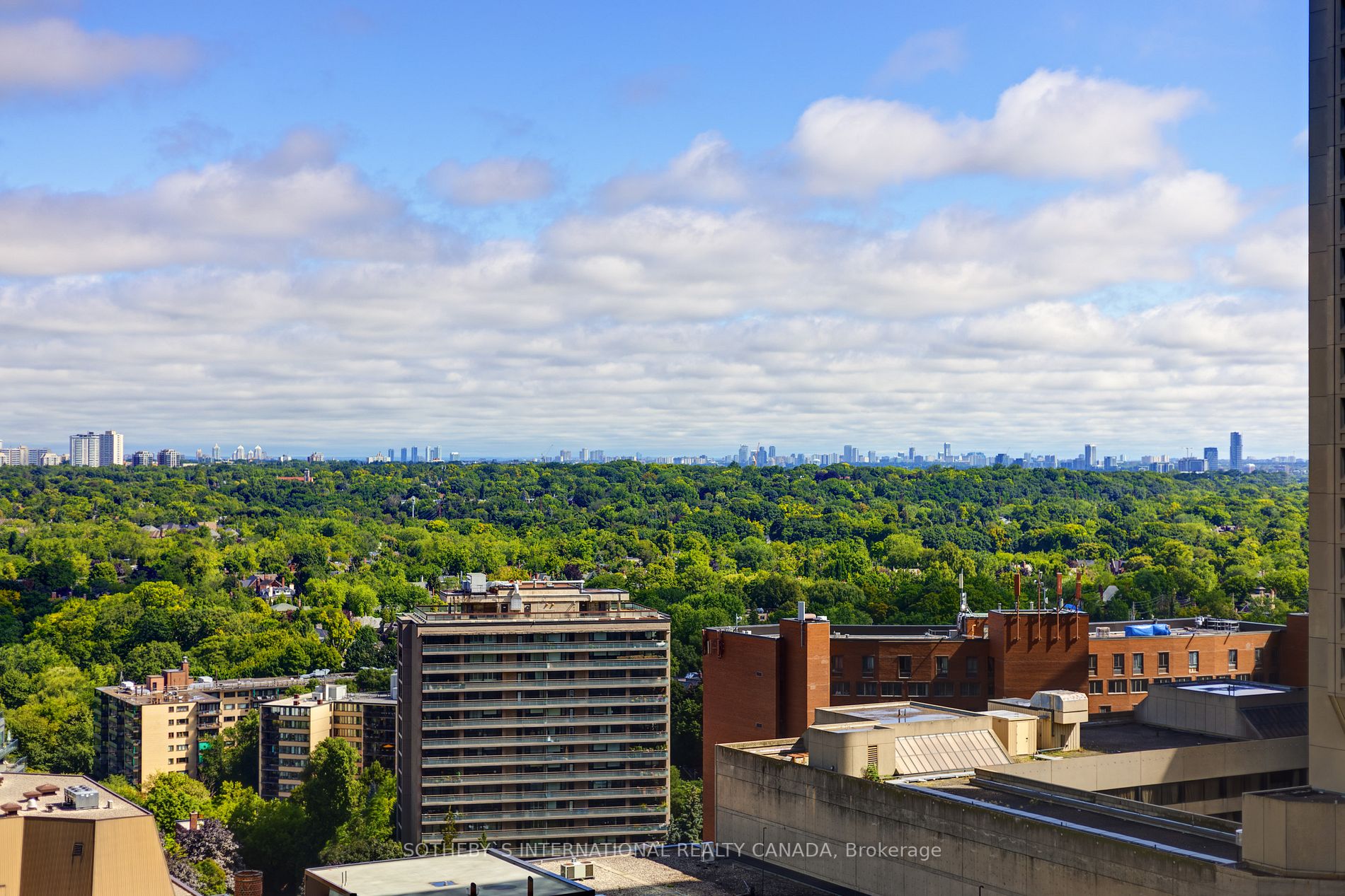 1 Bloor St E, #1812