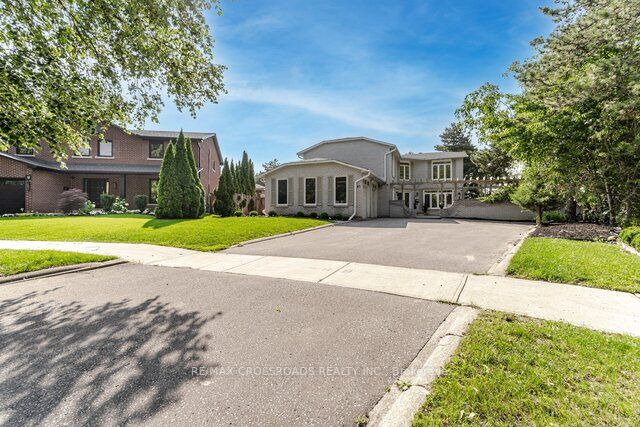 65 Ames Circ