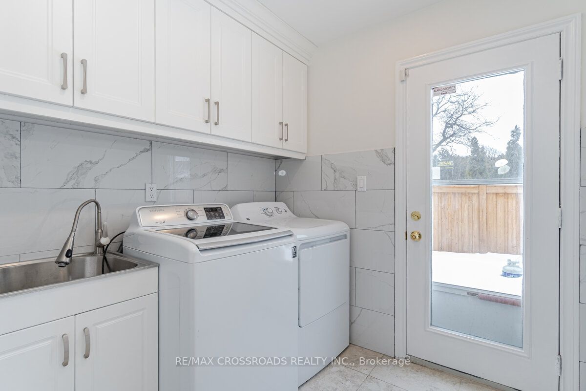65 Ames Circ