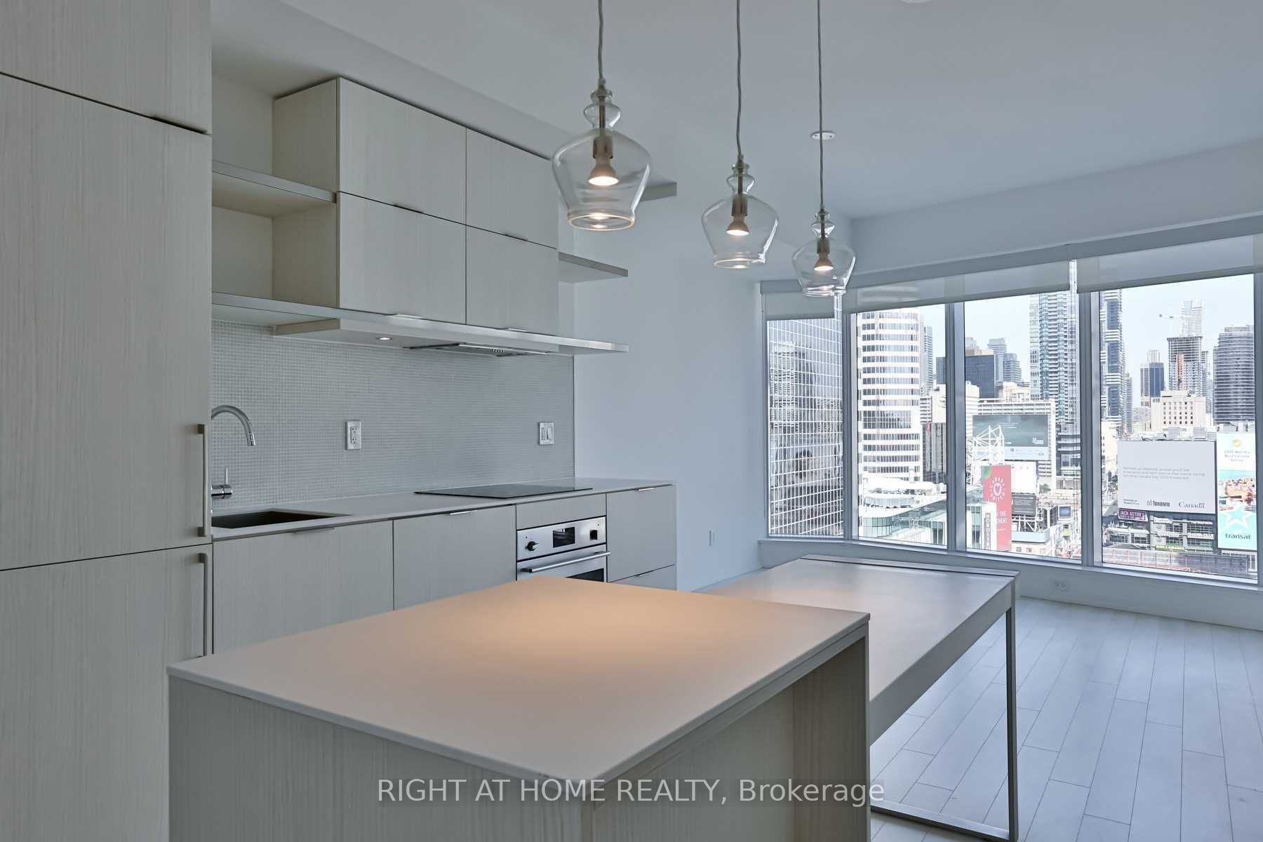 197 Yonge Street, #5614