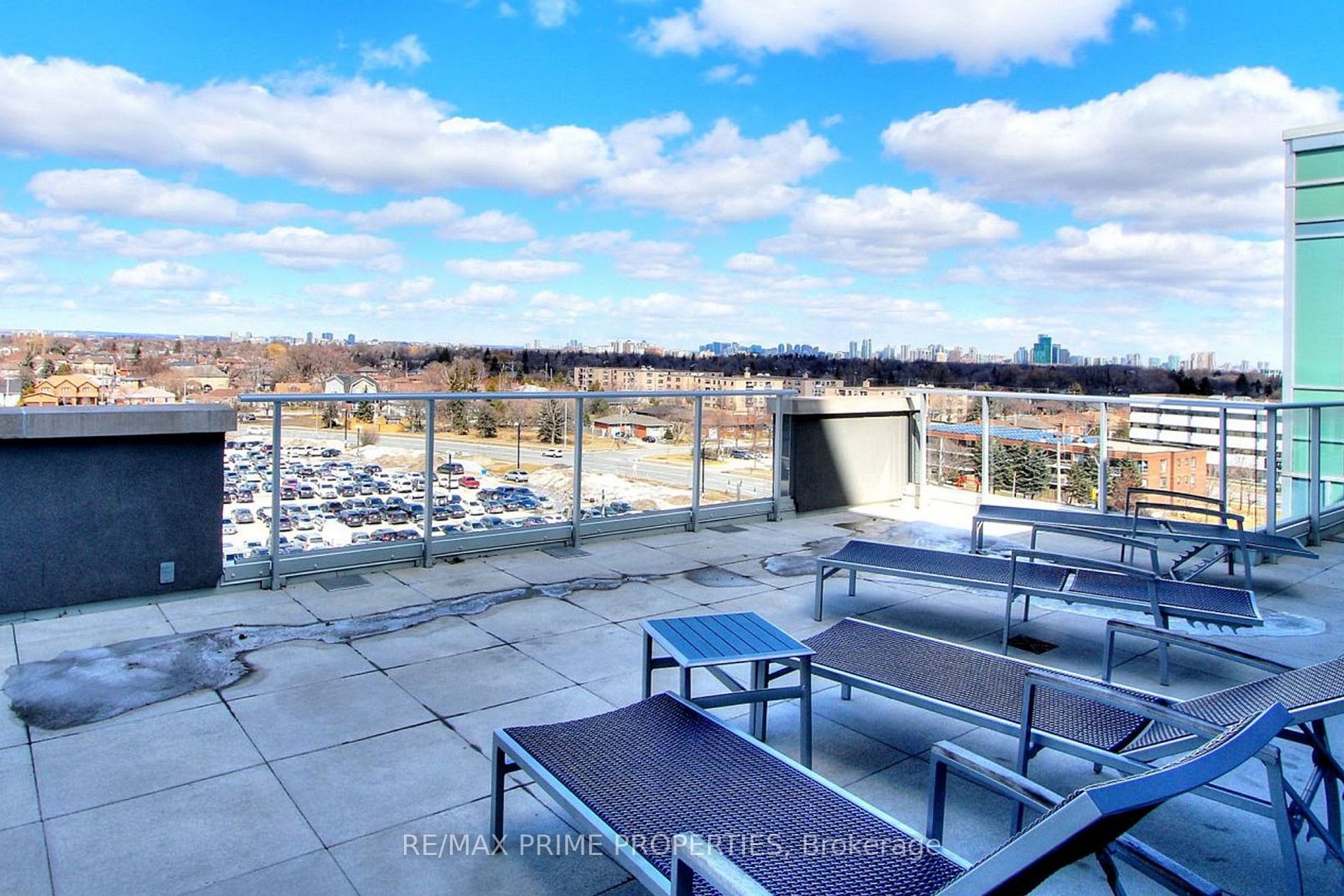 565 Wilson Ave, #W408