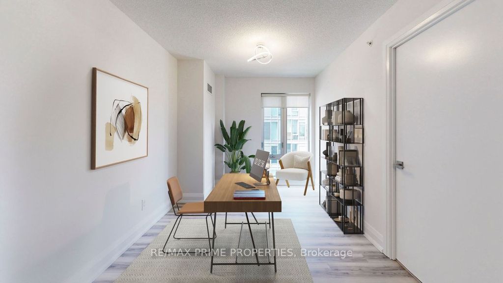 565 Wilson Ave, #W408