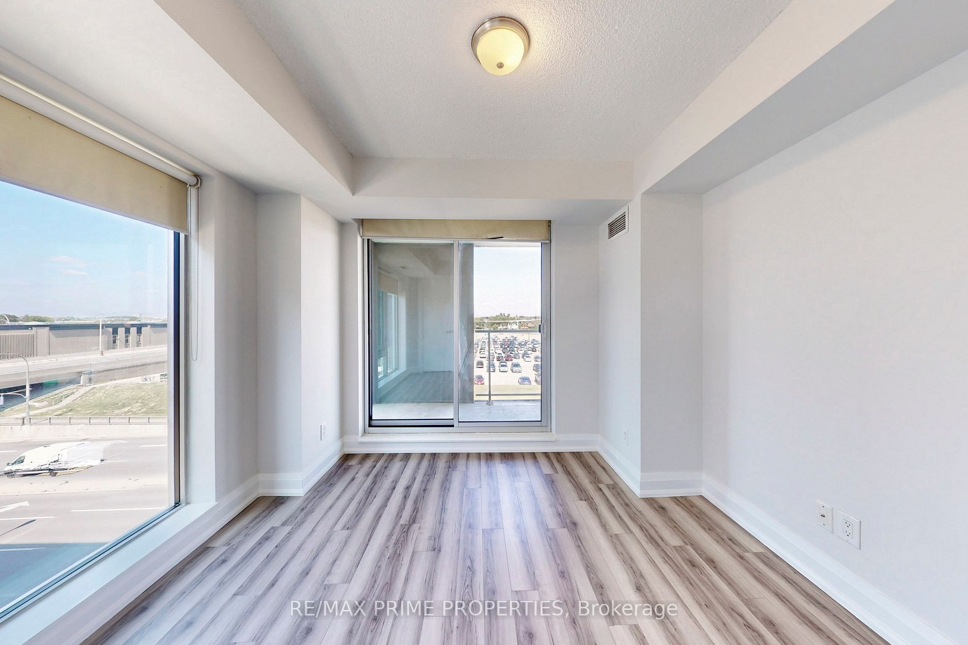 565 Wilson Ave, #W408