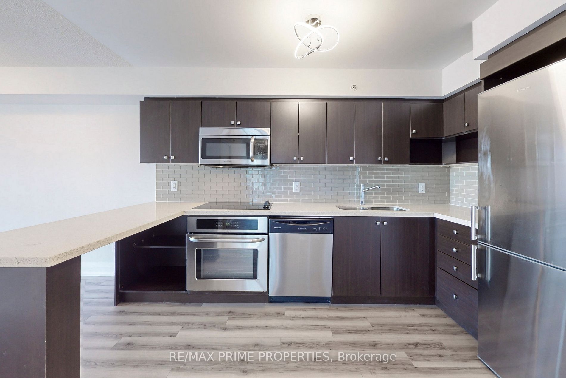 565 Wilson Ave, #W408