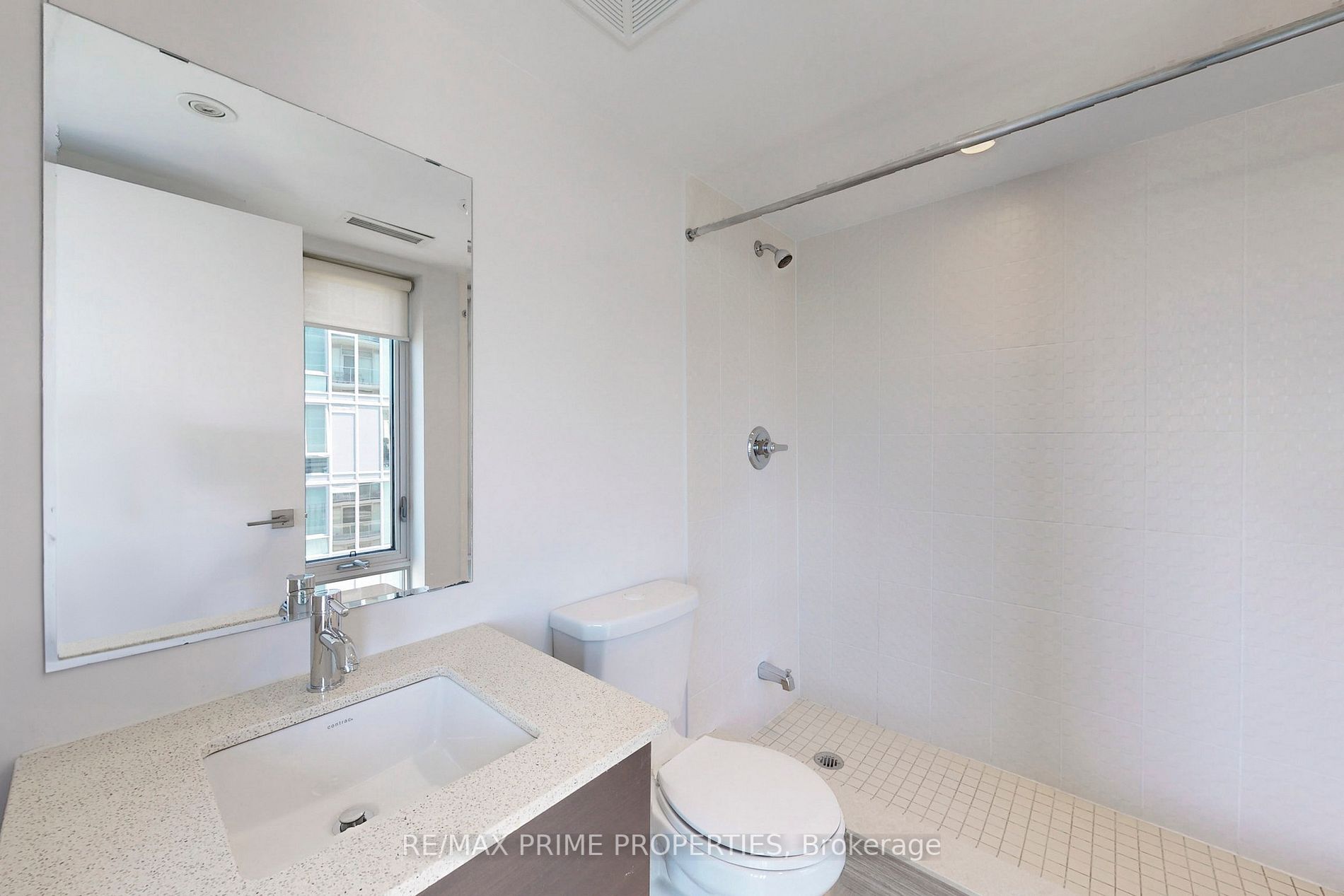 565 Wilson Ave, #W408