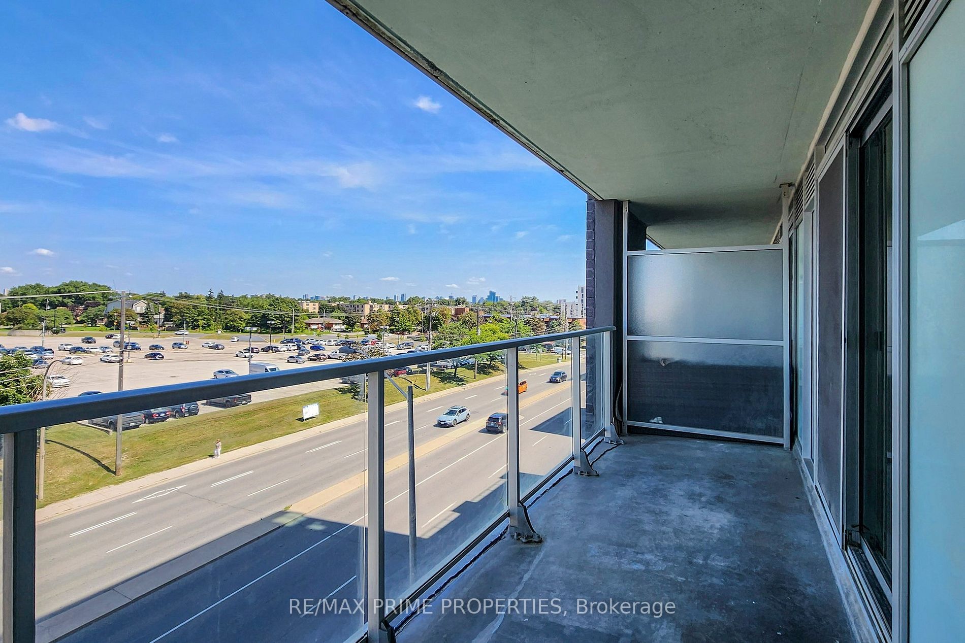 565 Wilson Ave, #W408