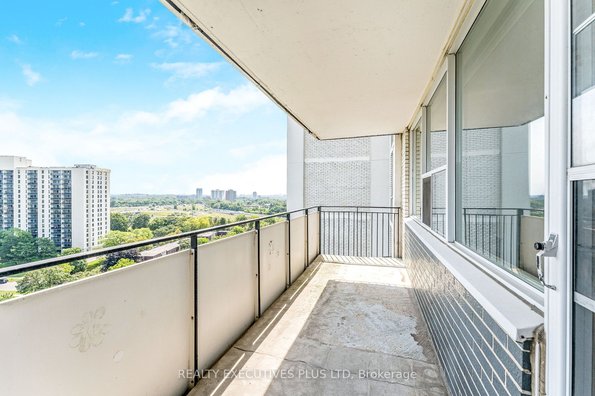 20 Forest Manor Rd, ##1505
