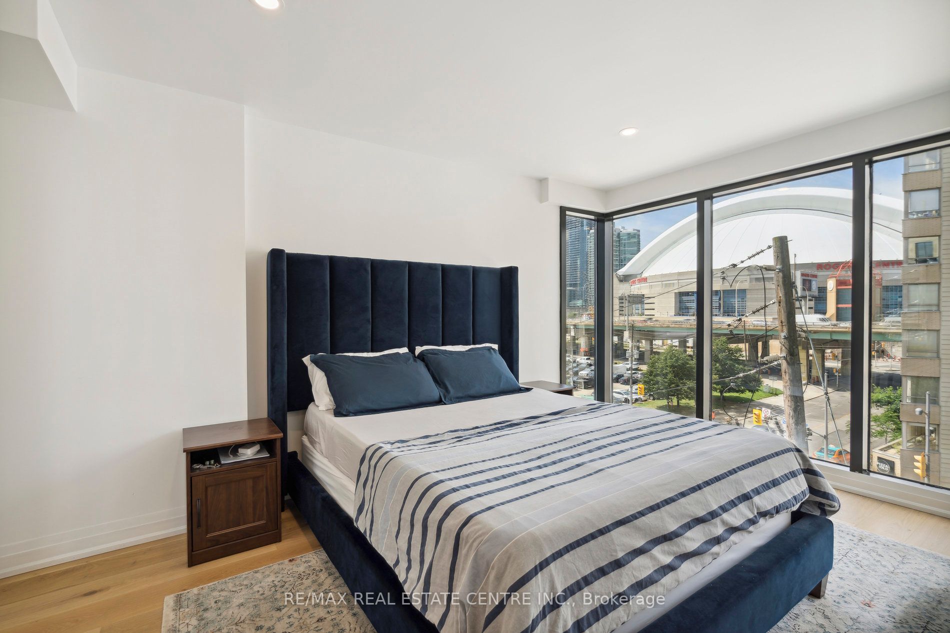 251 Queens Quay W, #504