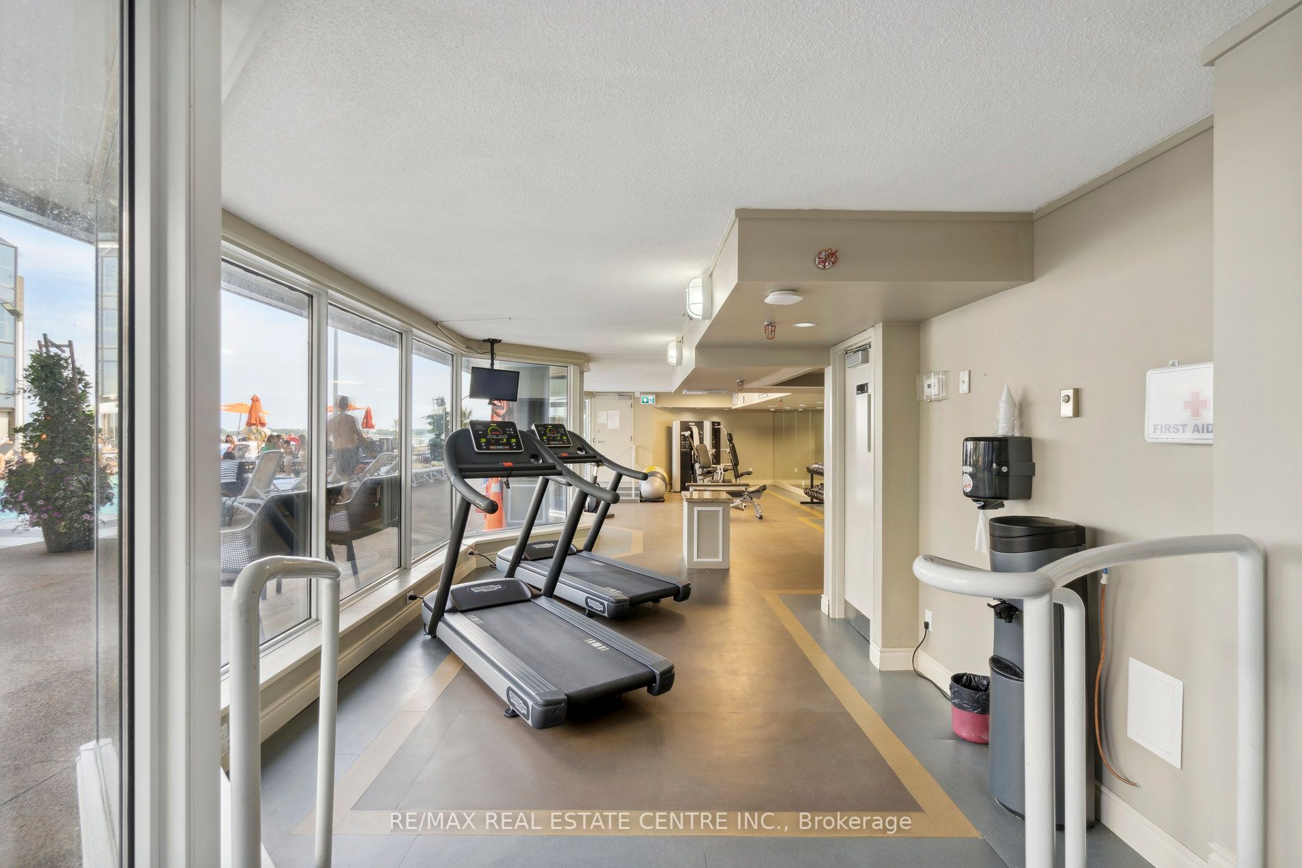 251 Queens Quay W, #504