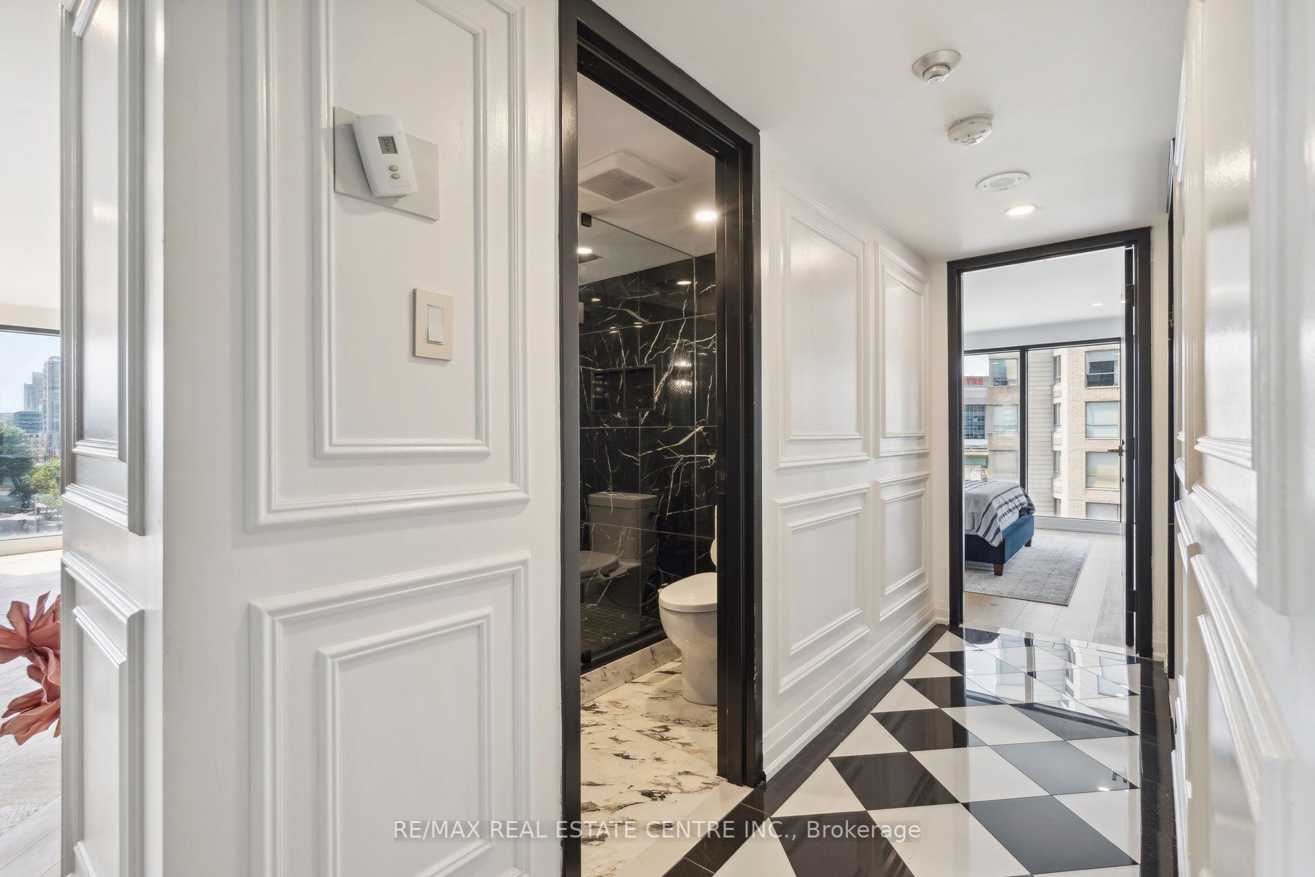 251 Queens Quay W, #504