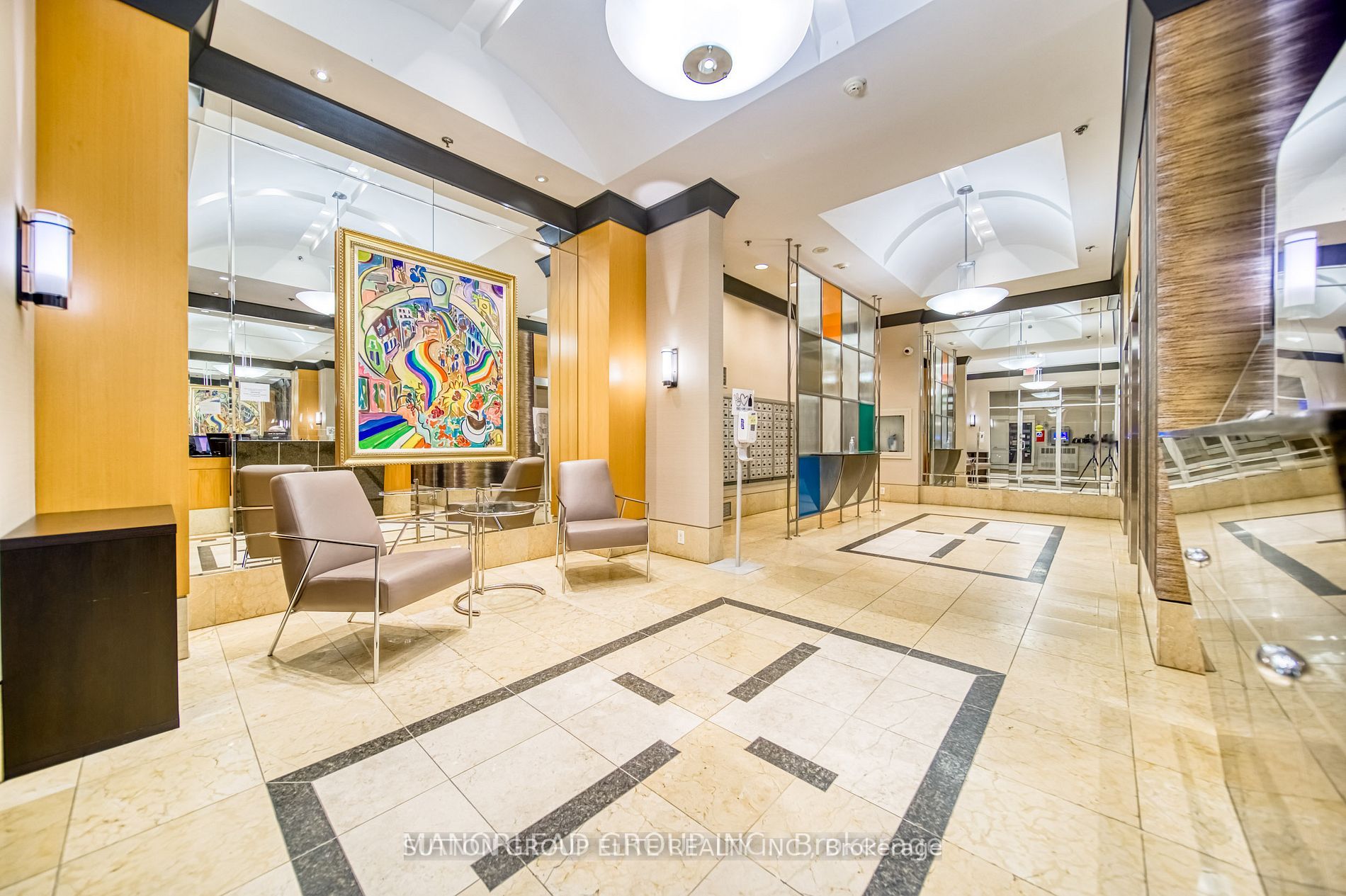 70 Alexander St, ##907