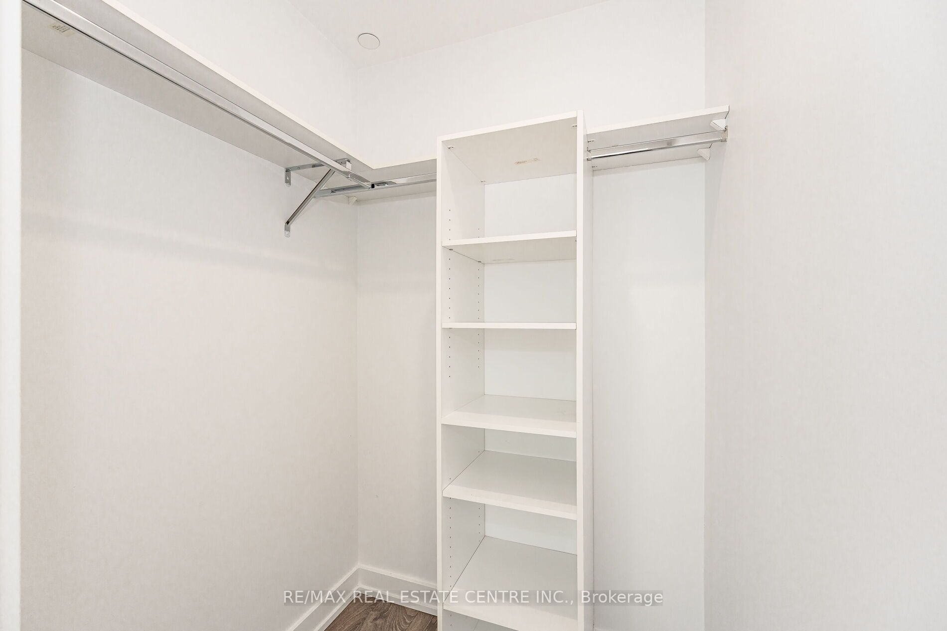 10 York St, #2803