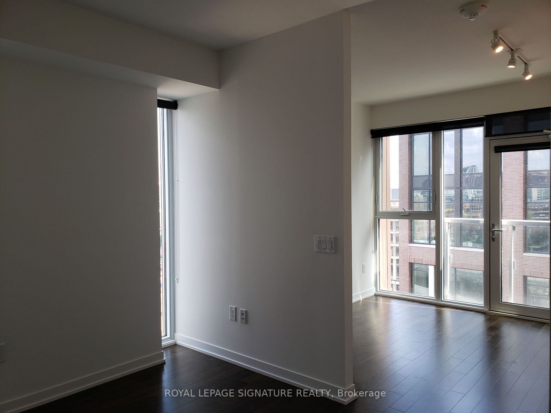 20 Richardson St, #807