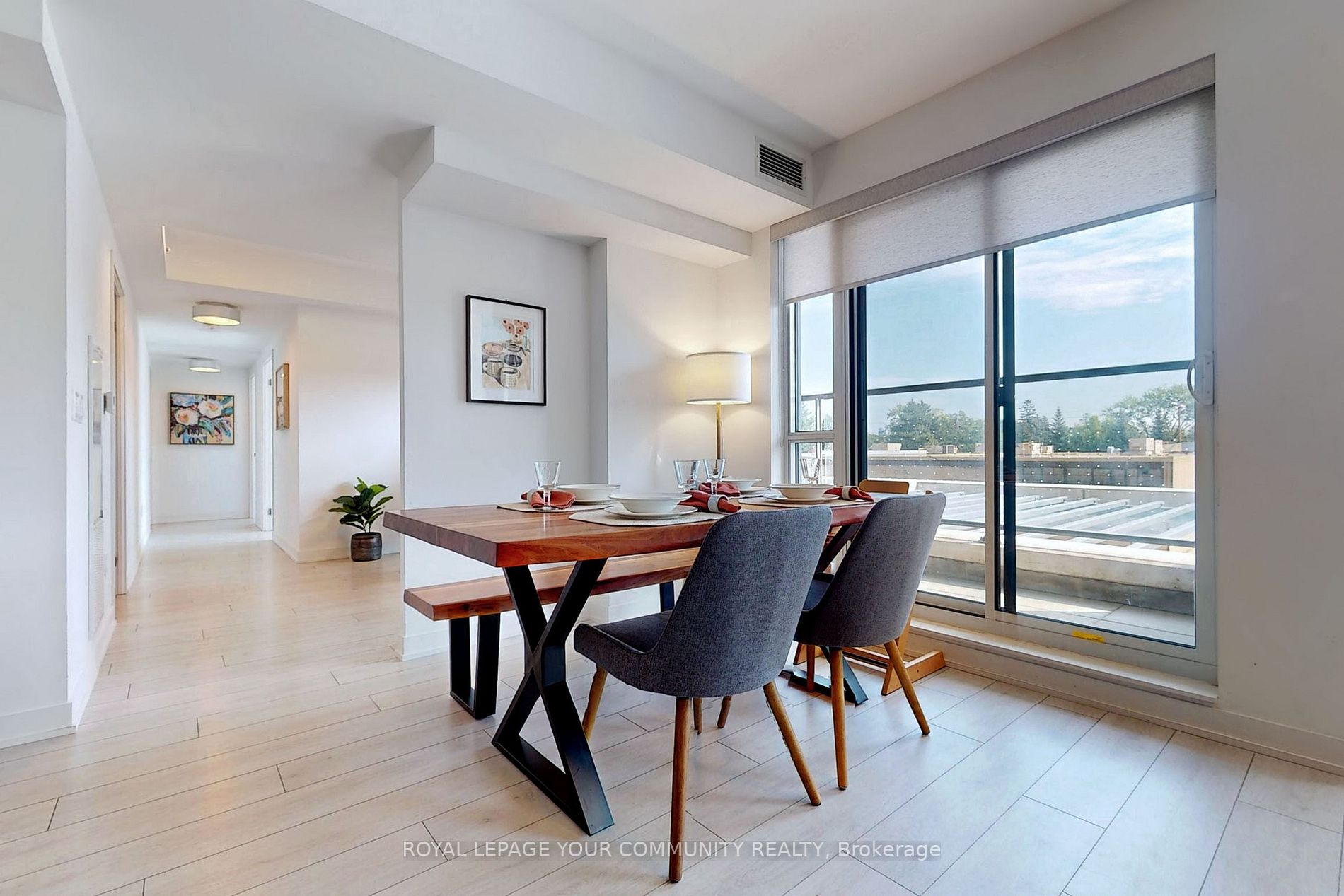 31 Tippett Rd, #215