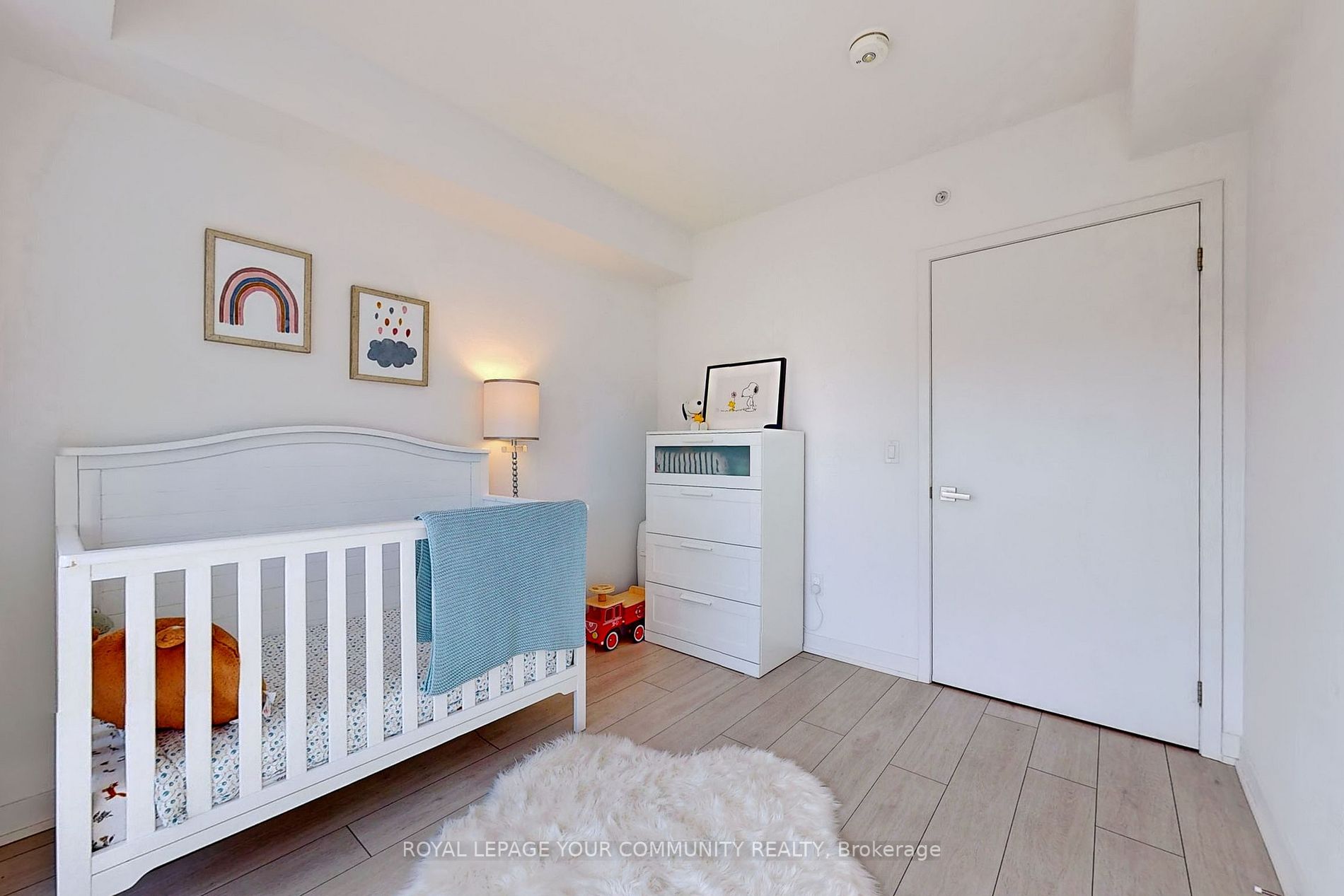 31 Tippett Rd, #215