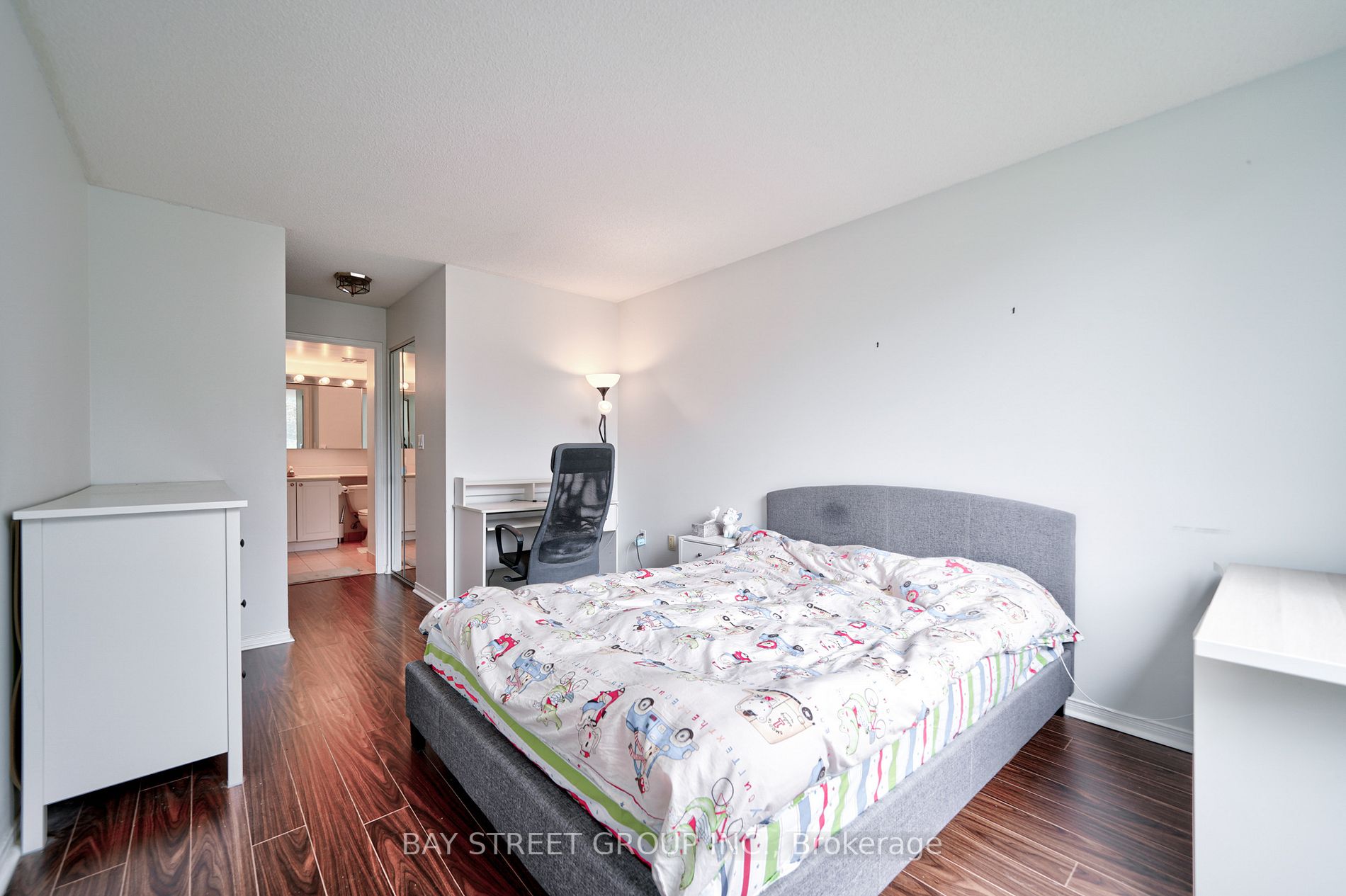 18 Pemberton Ave, #106