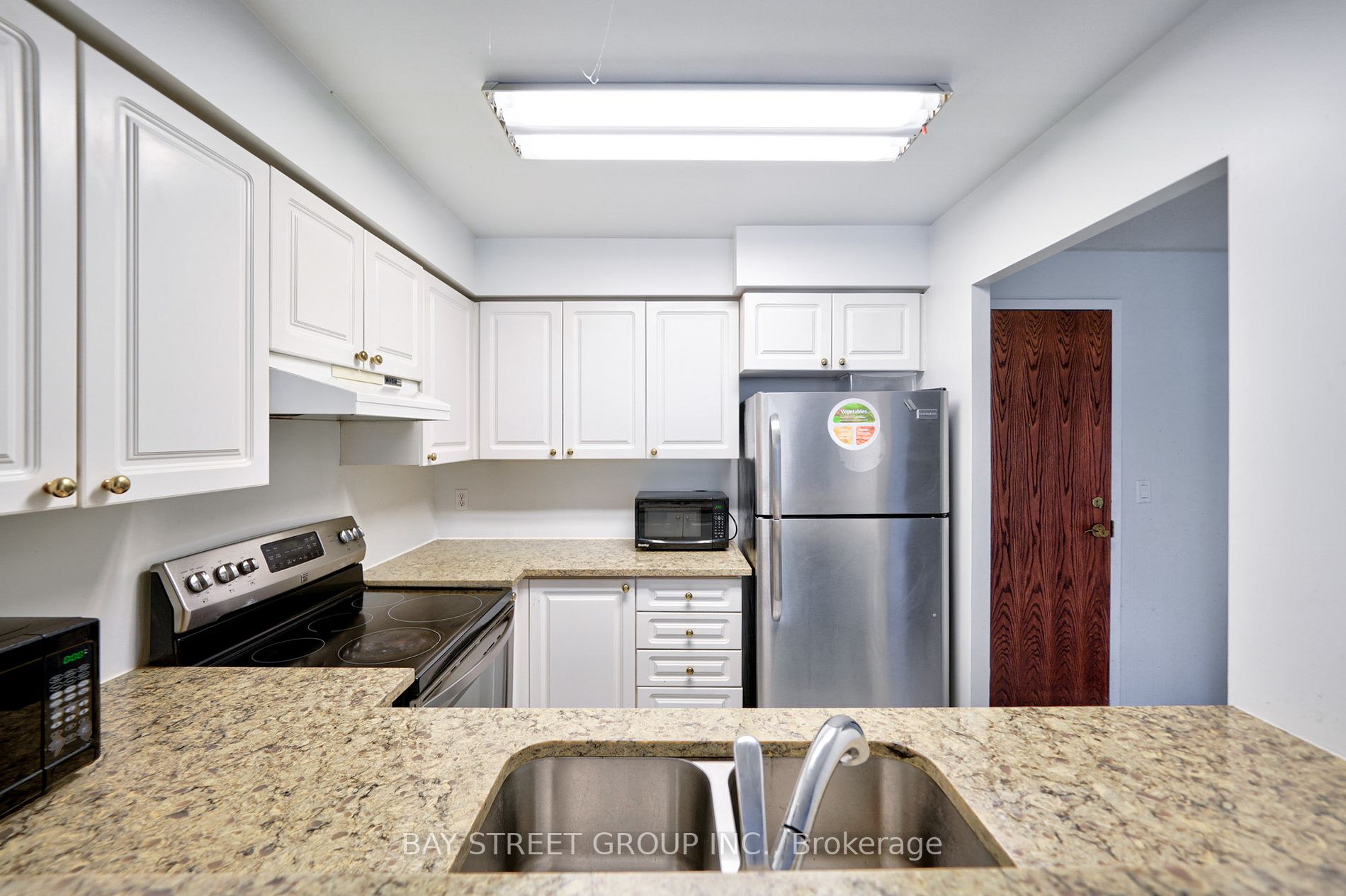 18 Pemberton Ave, #106