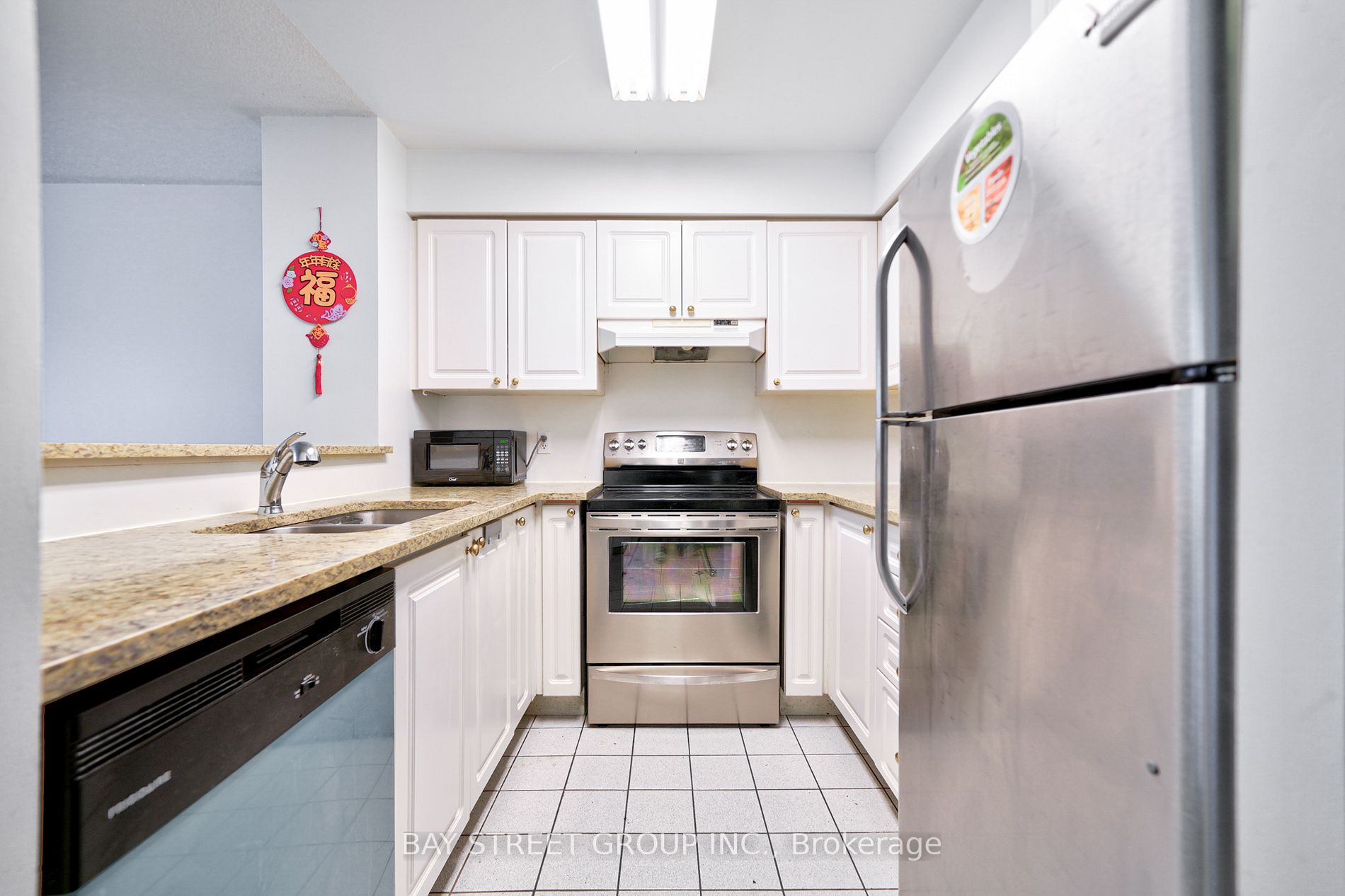 18 Pemberton Ave, #106
