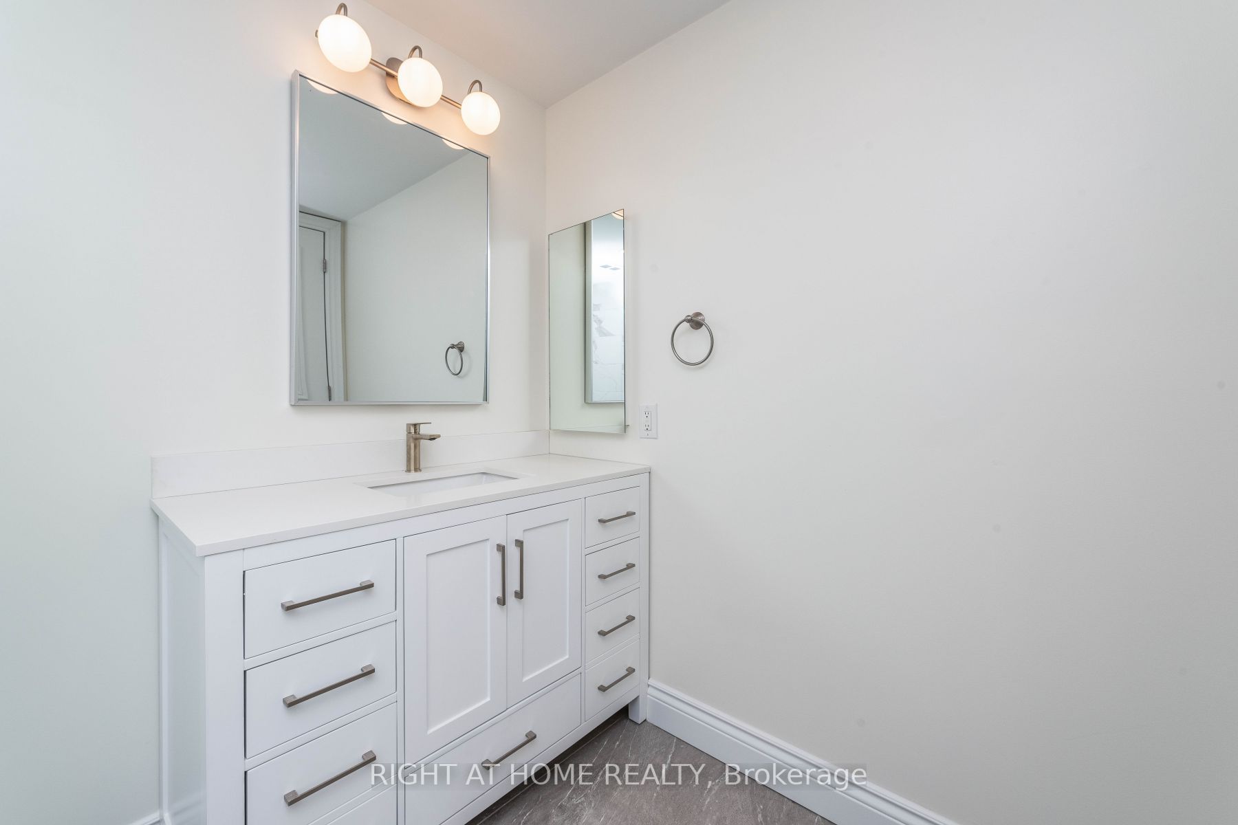 10 Old York Mills Road, #511