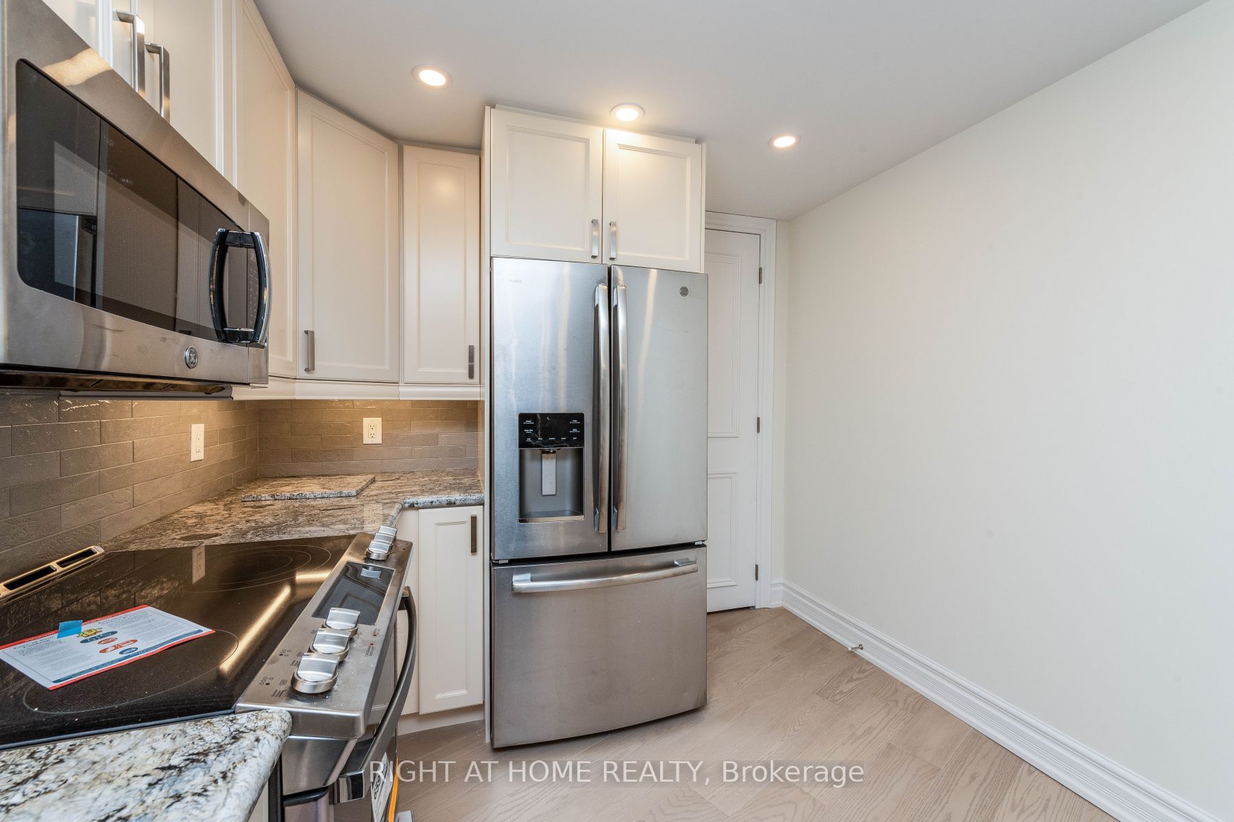 10 Old York Mills Road, #511