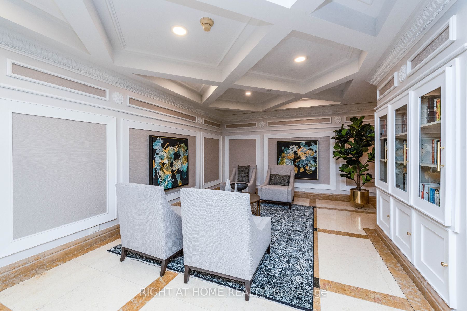 10 Old York Mills Road, #511