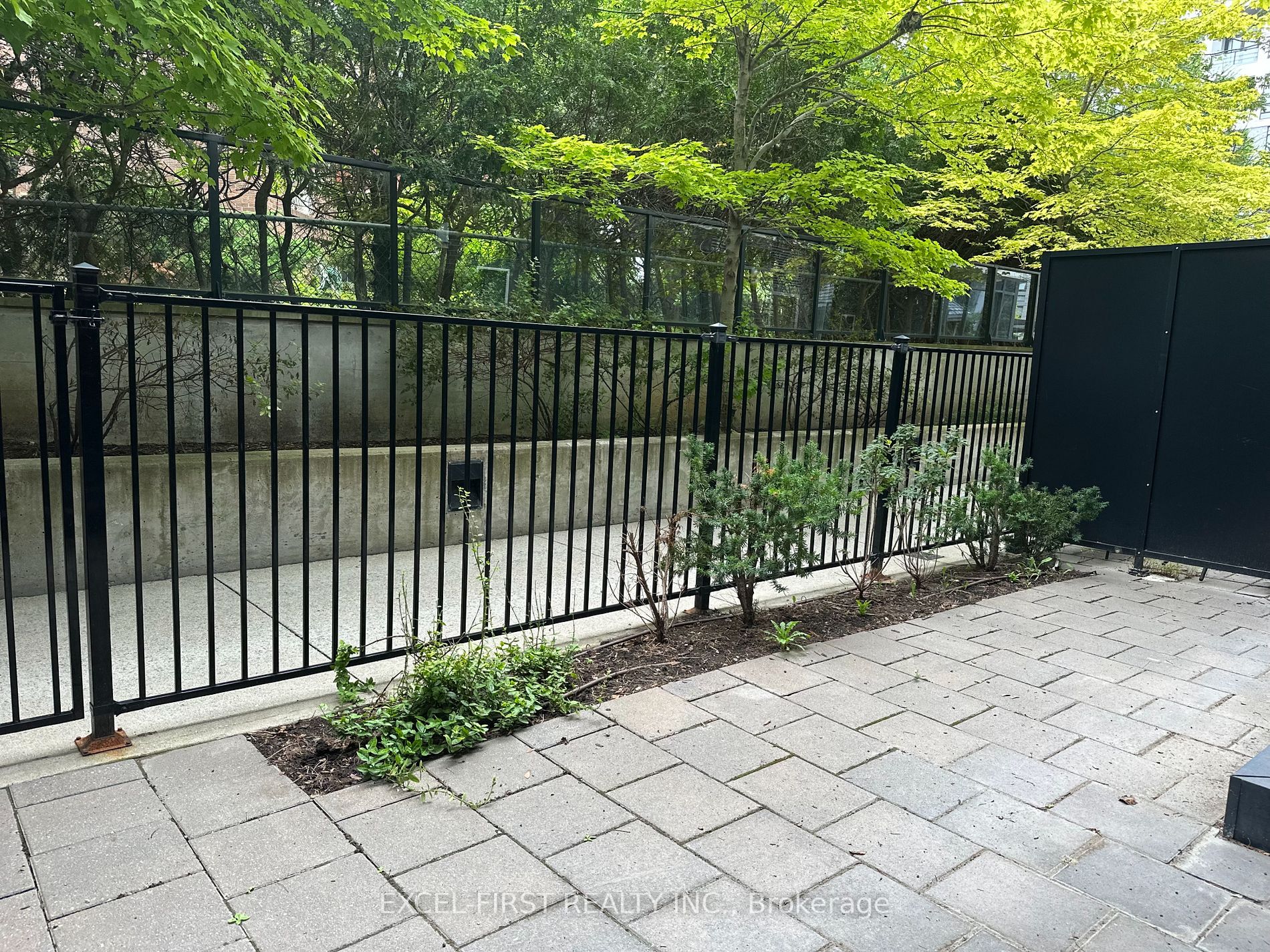 399 Spring Garden Ave, #102
