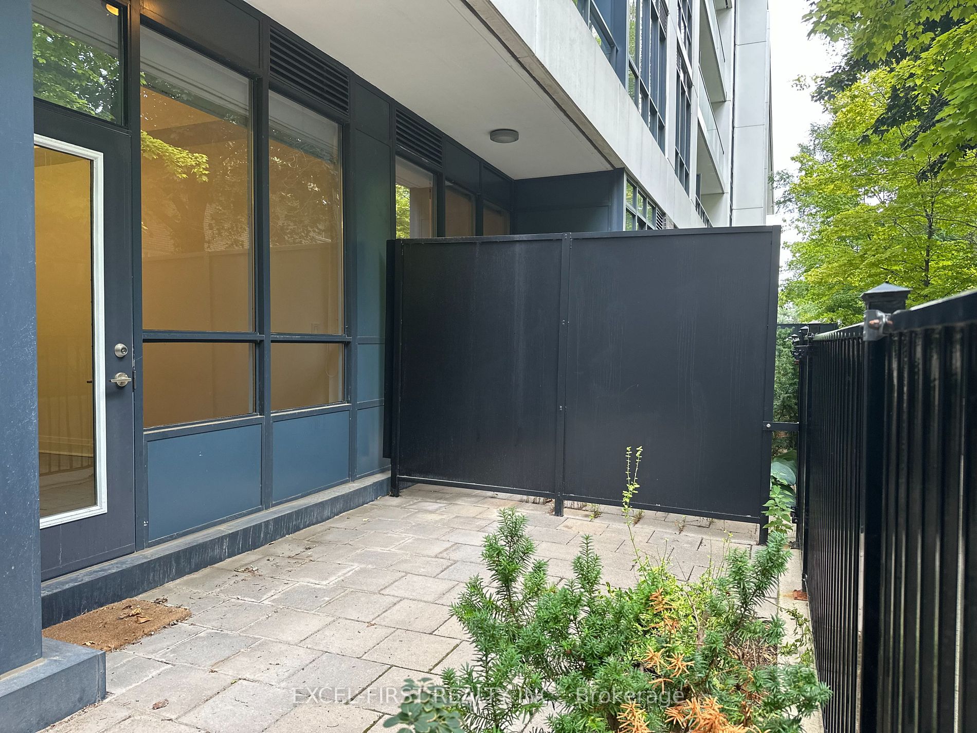 399 Spring Garden Ave, #102