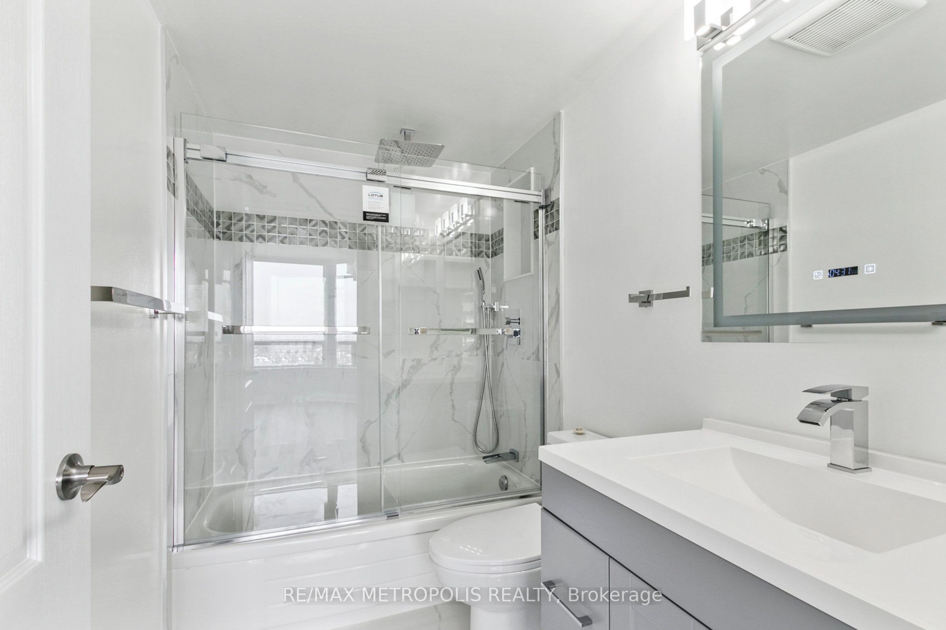 1101 Steeles Ave W, #1014