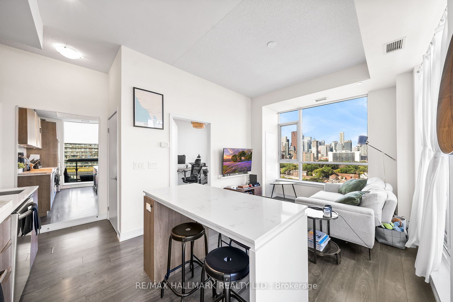 200 Sackville St, #1307