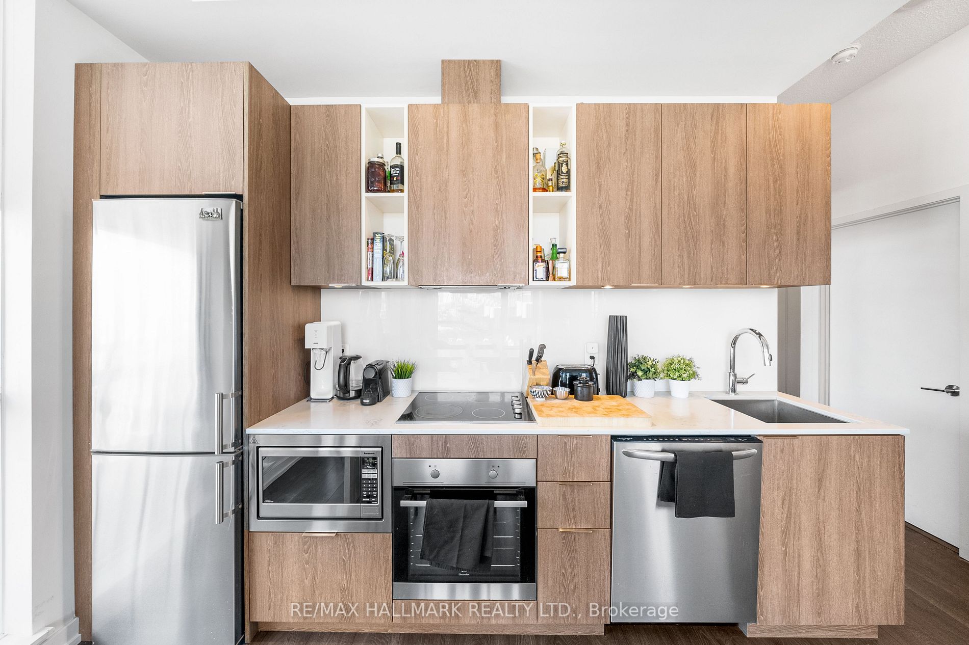 200 Sackville St, #1307