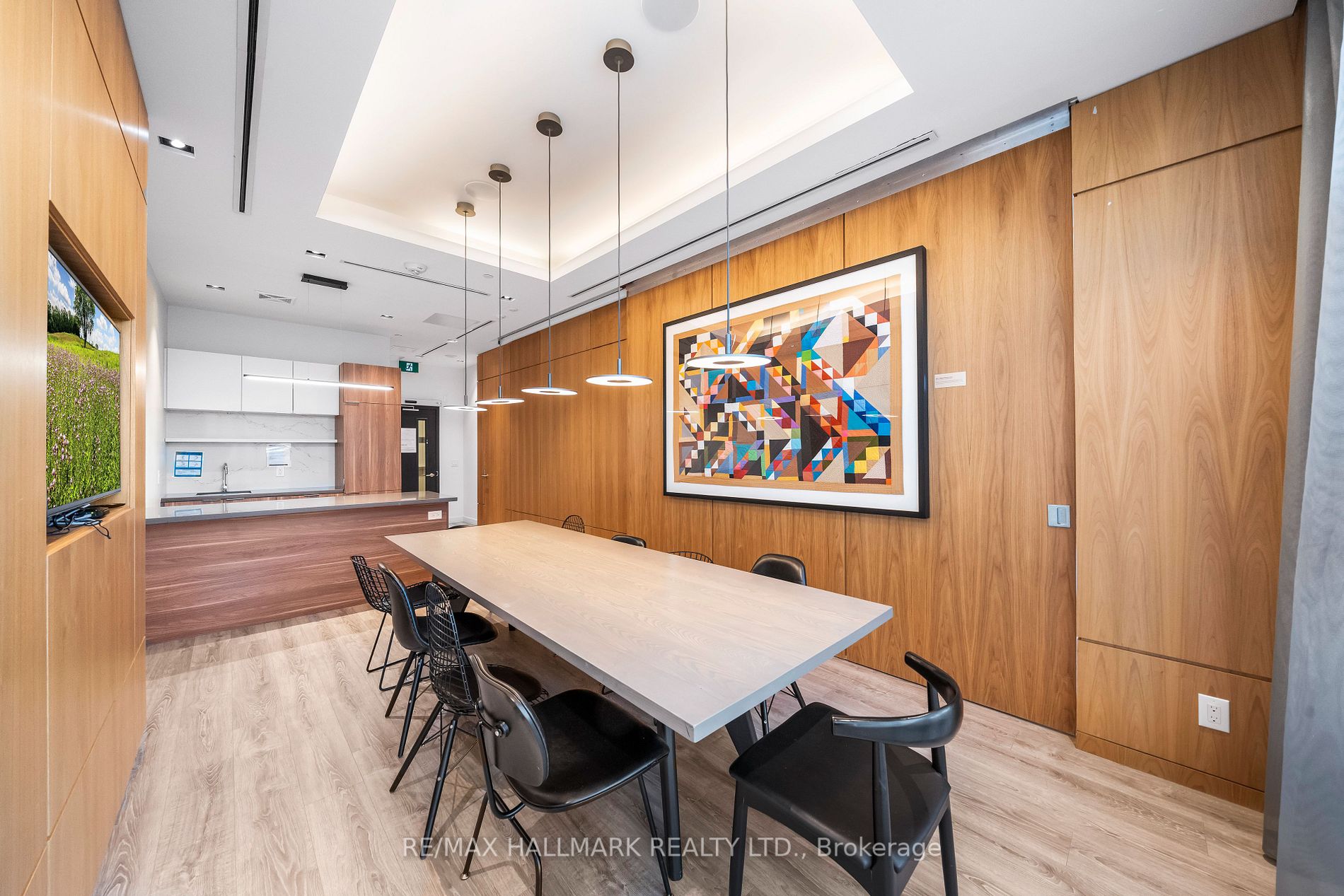 200 Sackville St, #1307