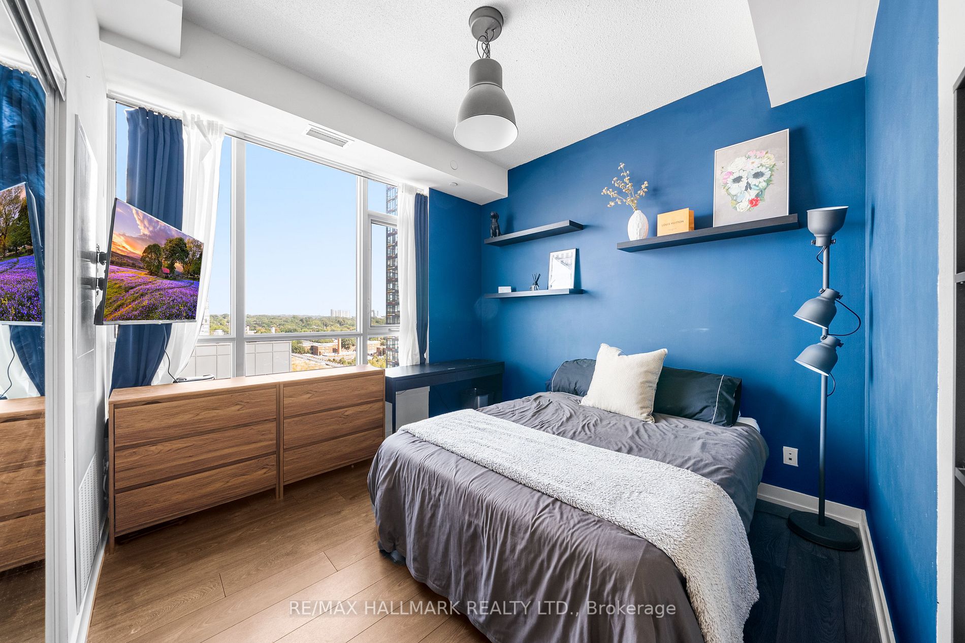 200 Sackville St, #1307