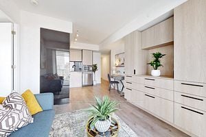 18 Maitland Terr, #1110