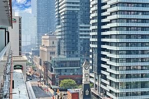 18 Maitland Terr, #1110