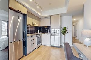 18 Maitland Terr, #1110