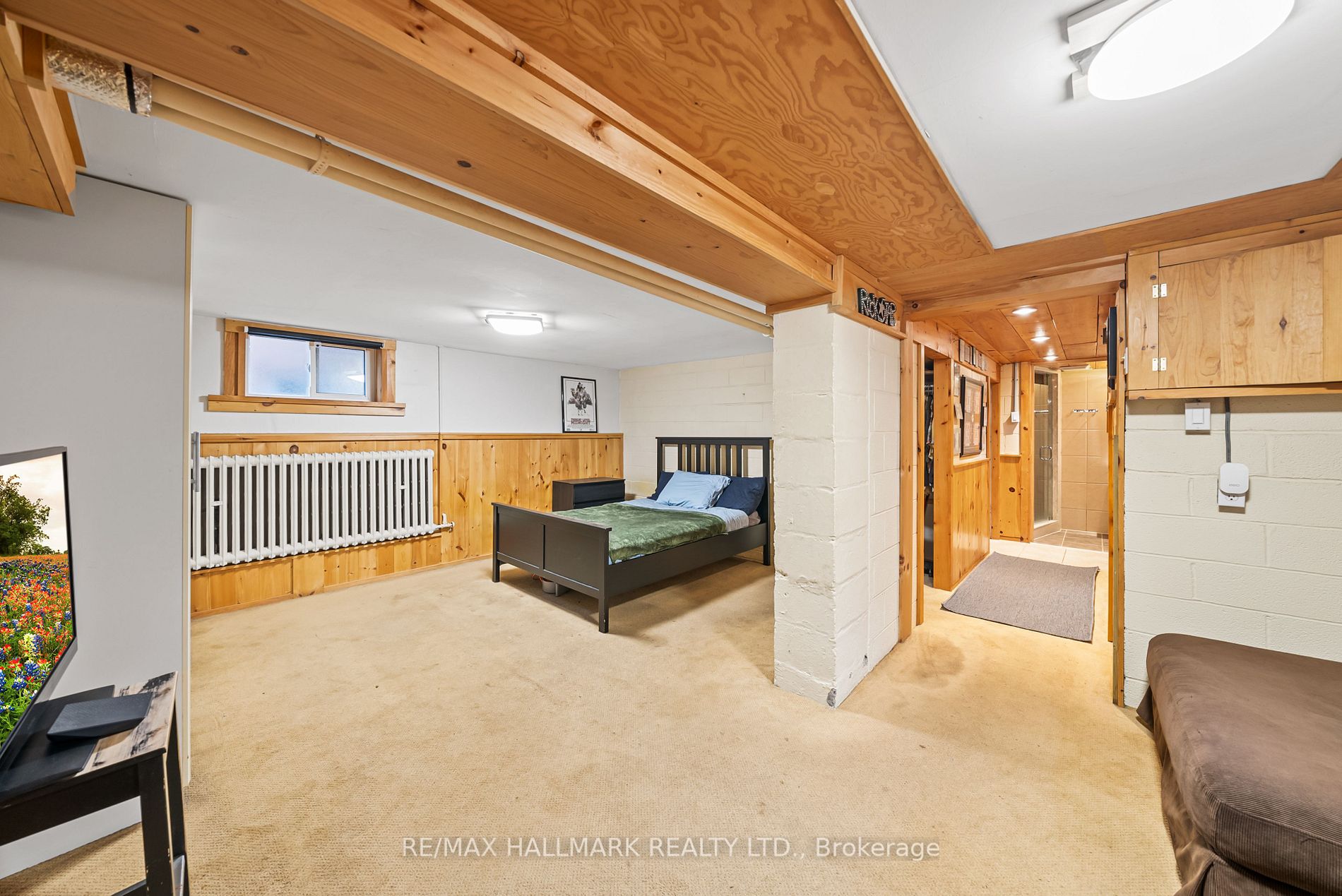 216 Brooke Ave