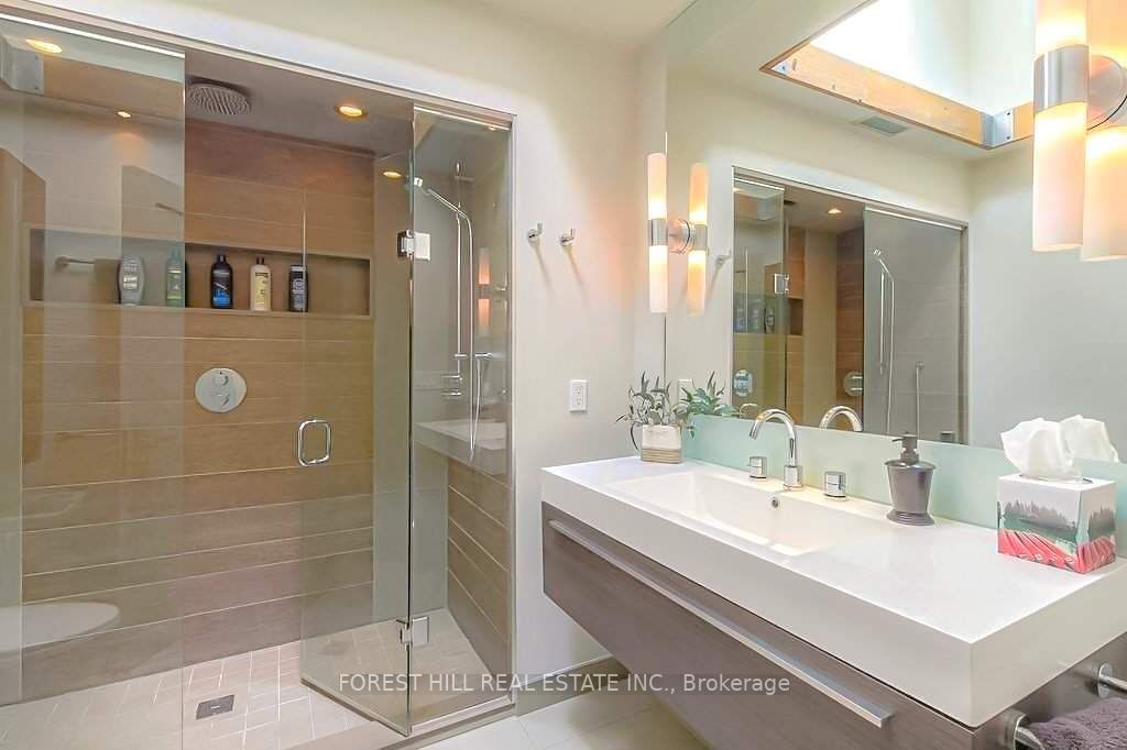 Listing C6766802 - Large Photo # 14
