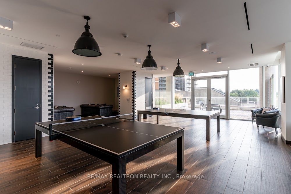 33 Helendale Avenue, #2905