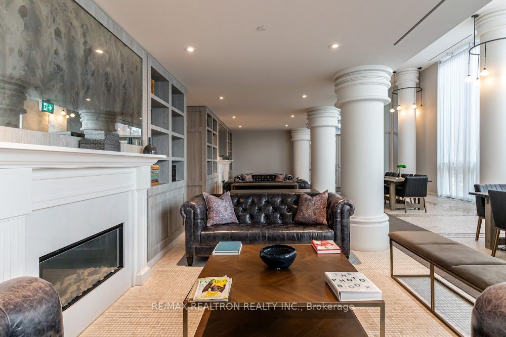 33 Helendale Avenue, #2905