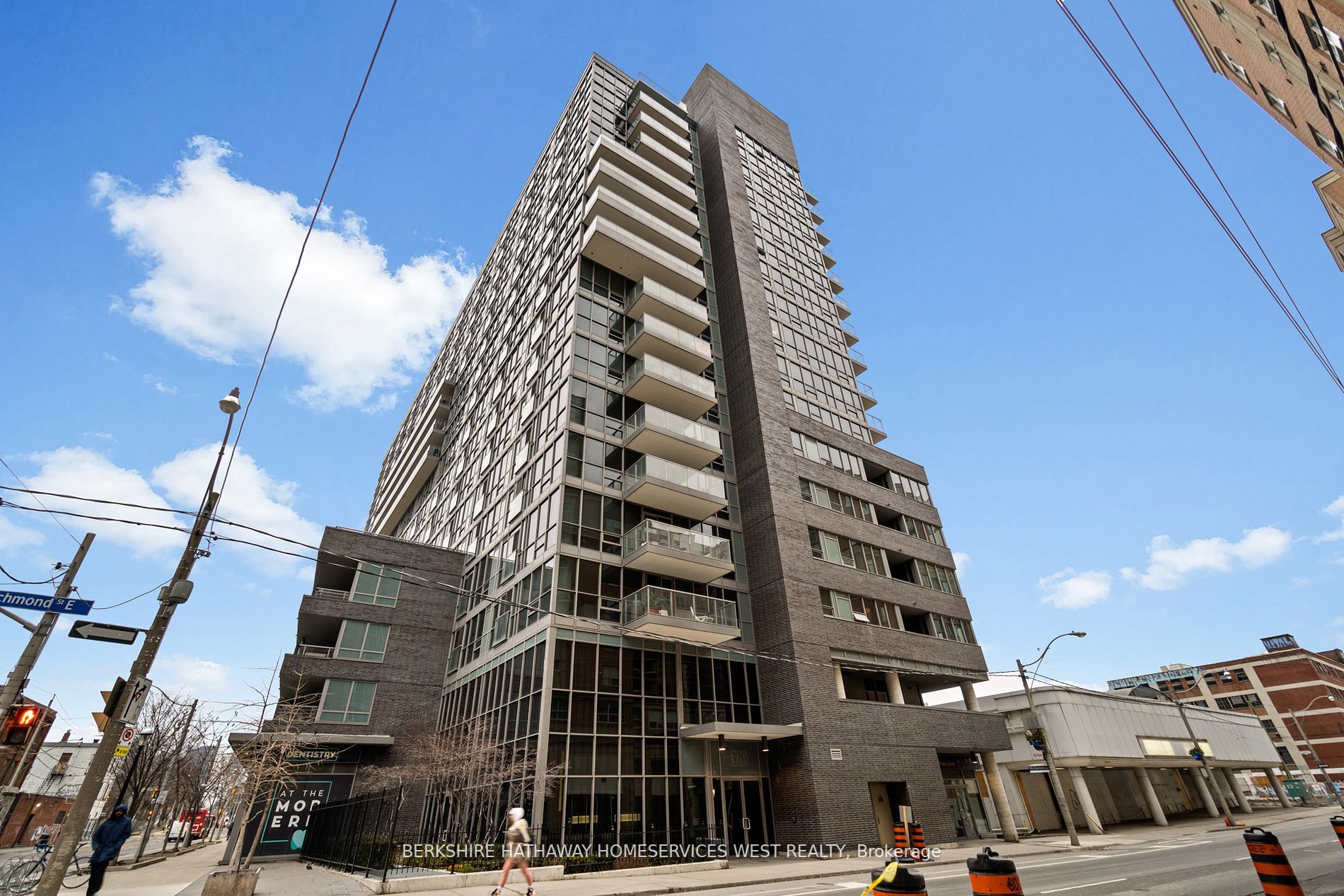 320 Richmond St E, #1410