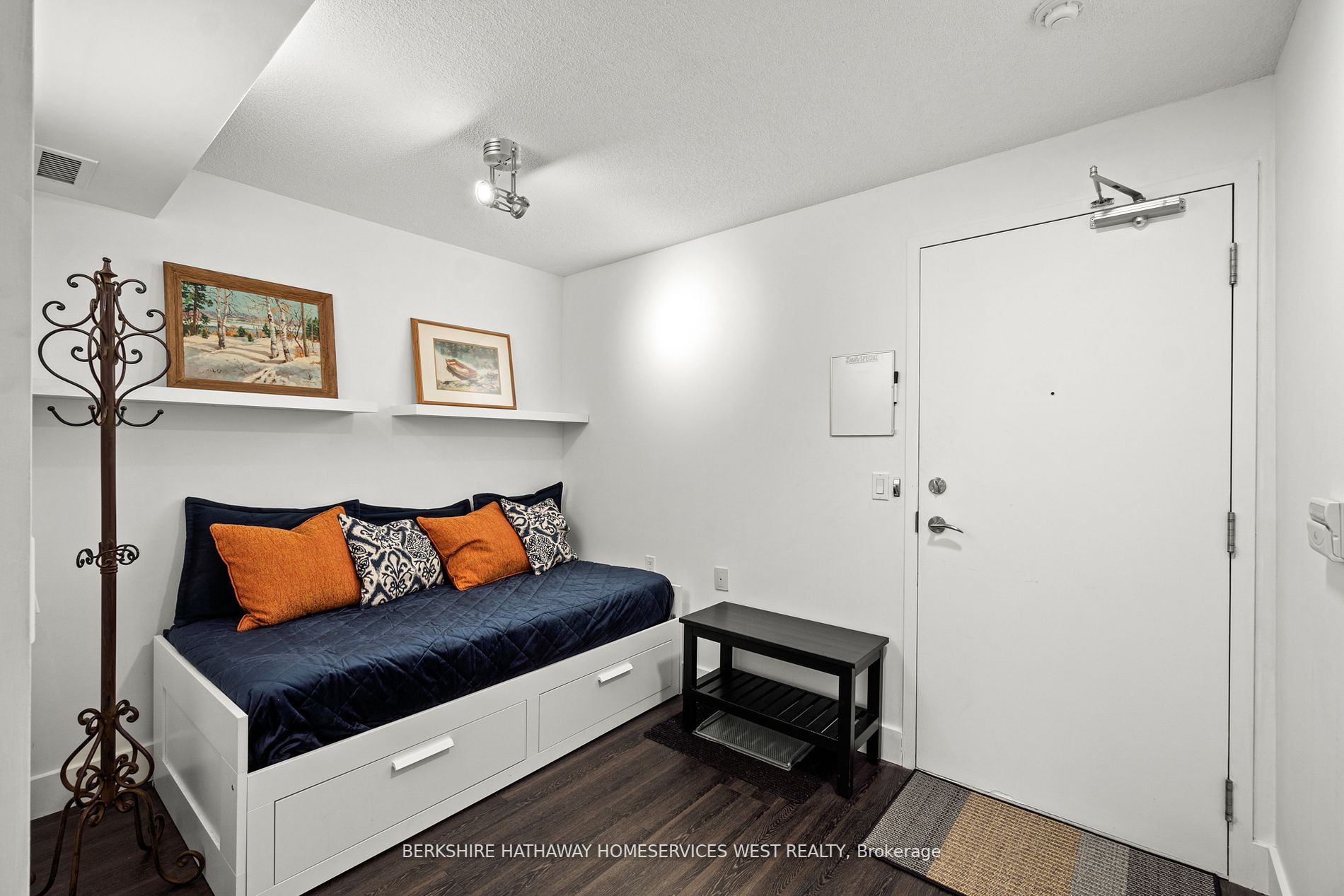 320 Richmond St E, #1410
