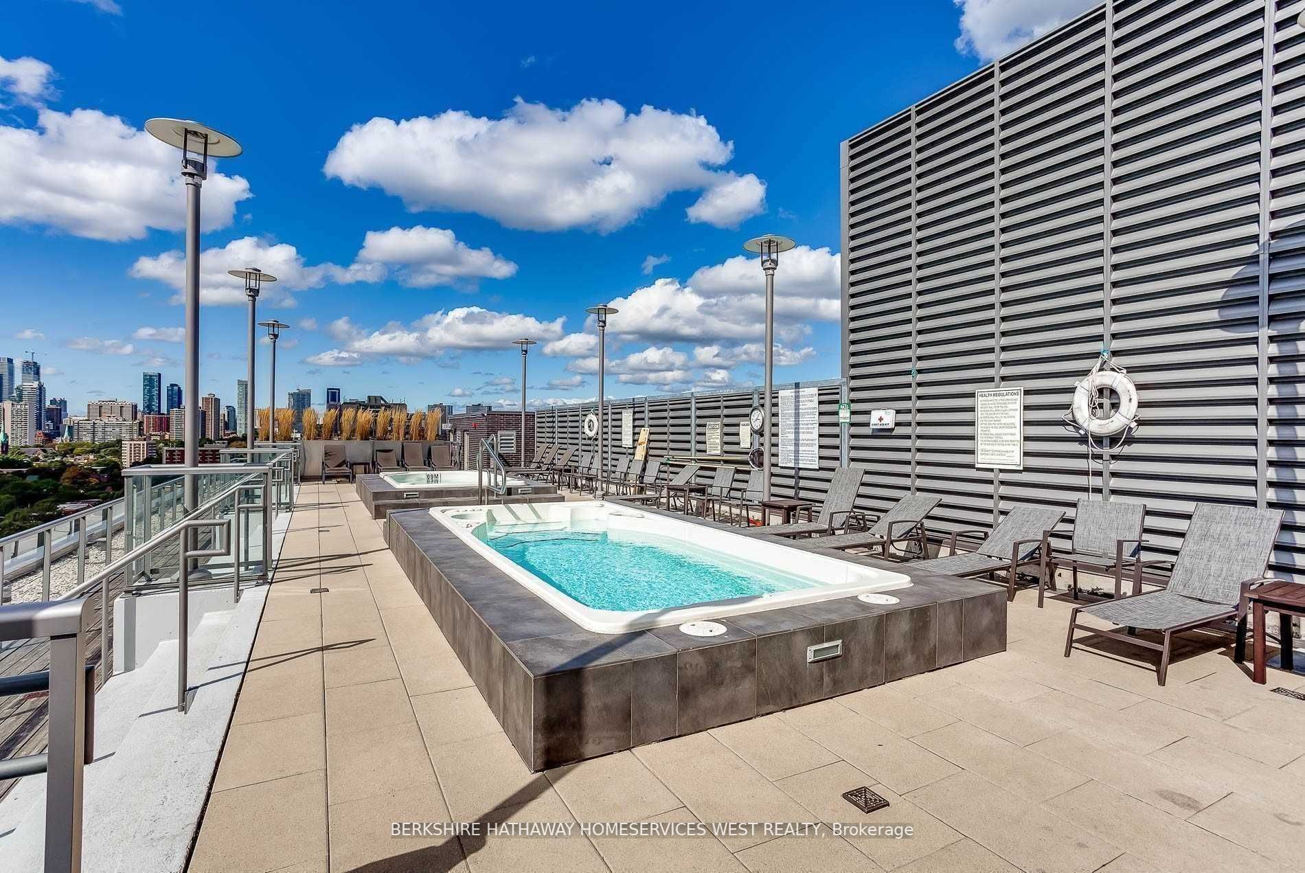 320 Richmond St E, #1410